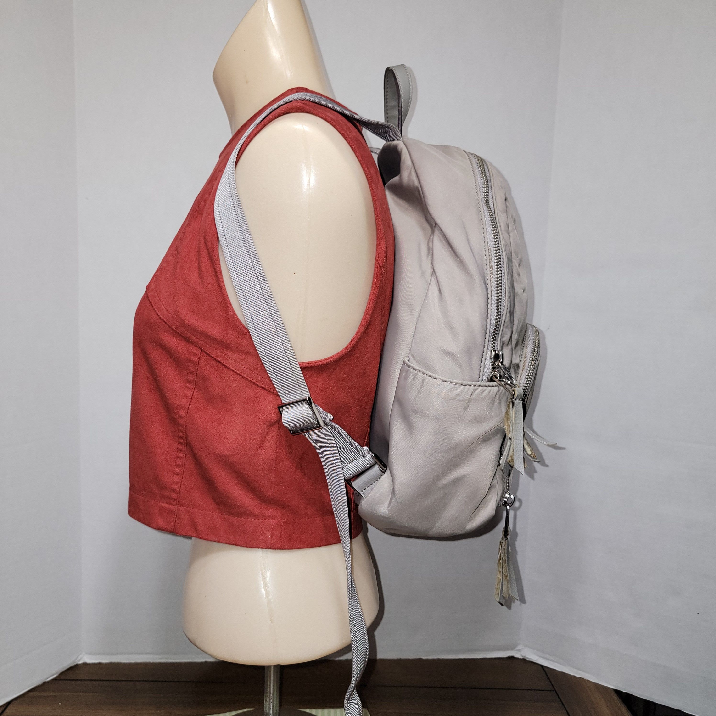 Kate Spade Kate Spade Lt Grey Purse Backpack Style w/ Adjustable Straps Size ONE SIZE - 4 Thumbnail