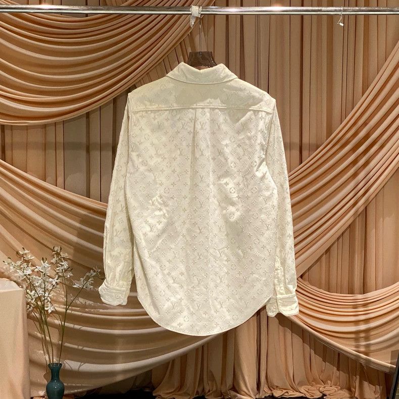Louis Vuitton Louis Vuitton Beige velvet embossed presbyopic full print Size US S / EU 44-46 / 1 - 2 Thumbnail