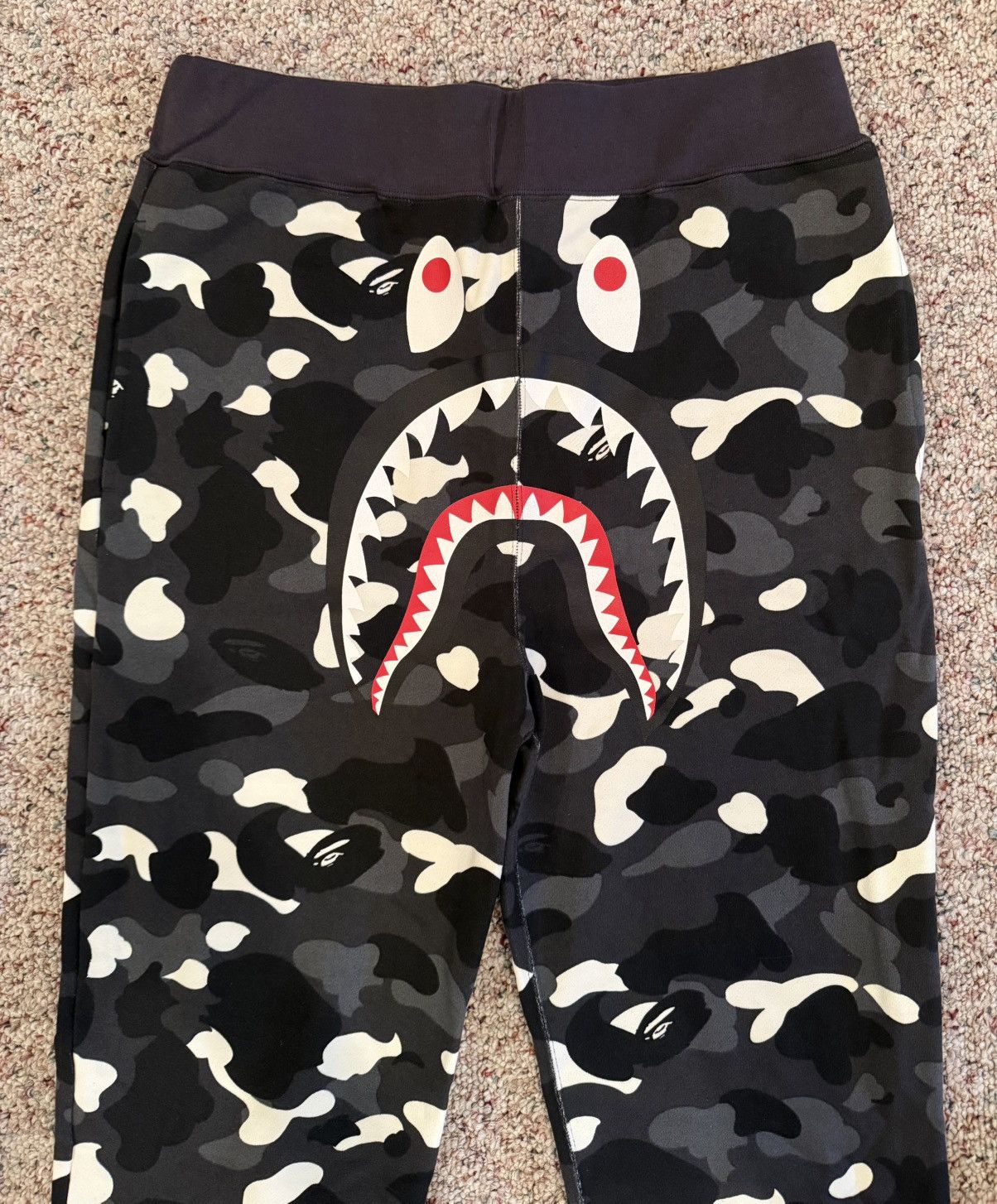 Bape Bape Shark Black Camo Jogger Sweatpants Size US 34 / EU 50 - 2 Thumbnail