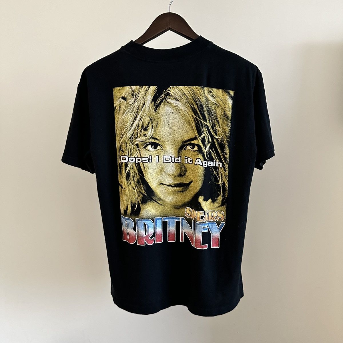 Vintage Vintage 90s Britney Spears Shirt Size L Size US L / EU 52-54 / 3 - 5 Thumbnail