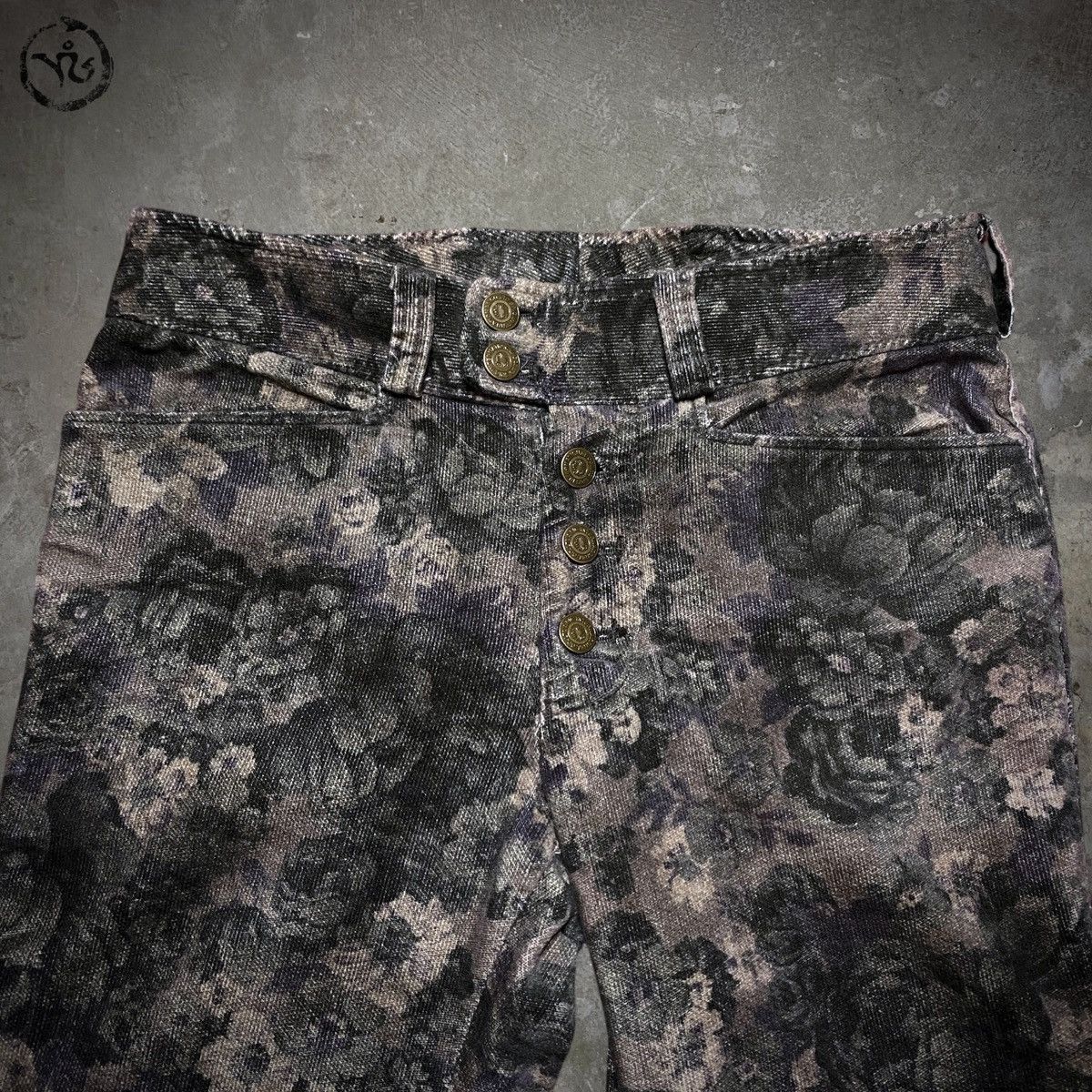 Tornado Mart Tornado Mart Floral Tapestry Flared Pants Size US 30 / EU 46 - 2 Thumbnail