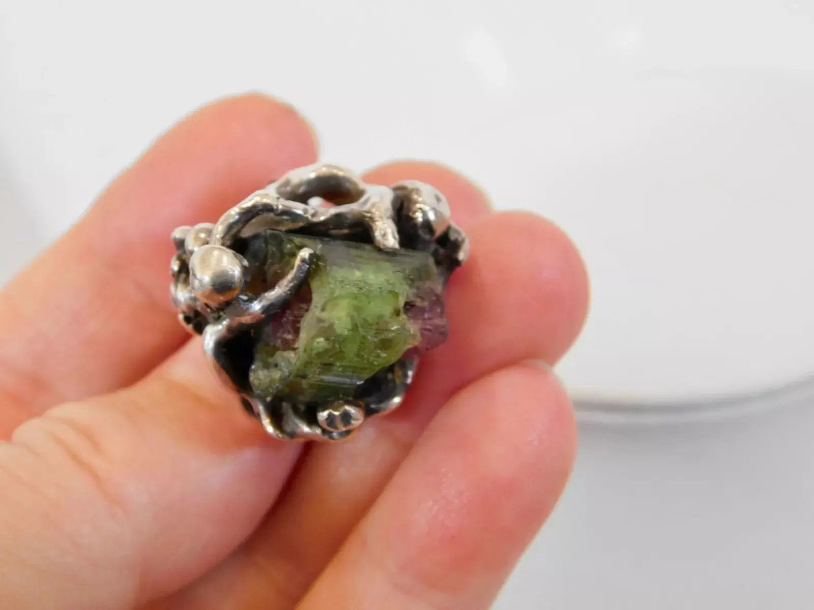 Vintage Vintage Sterling Silver Ring Tourmaline Size 7 Brutalist Size ONE SIZE - 6 Thumbnail