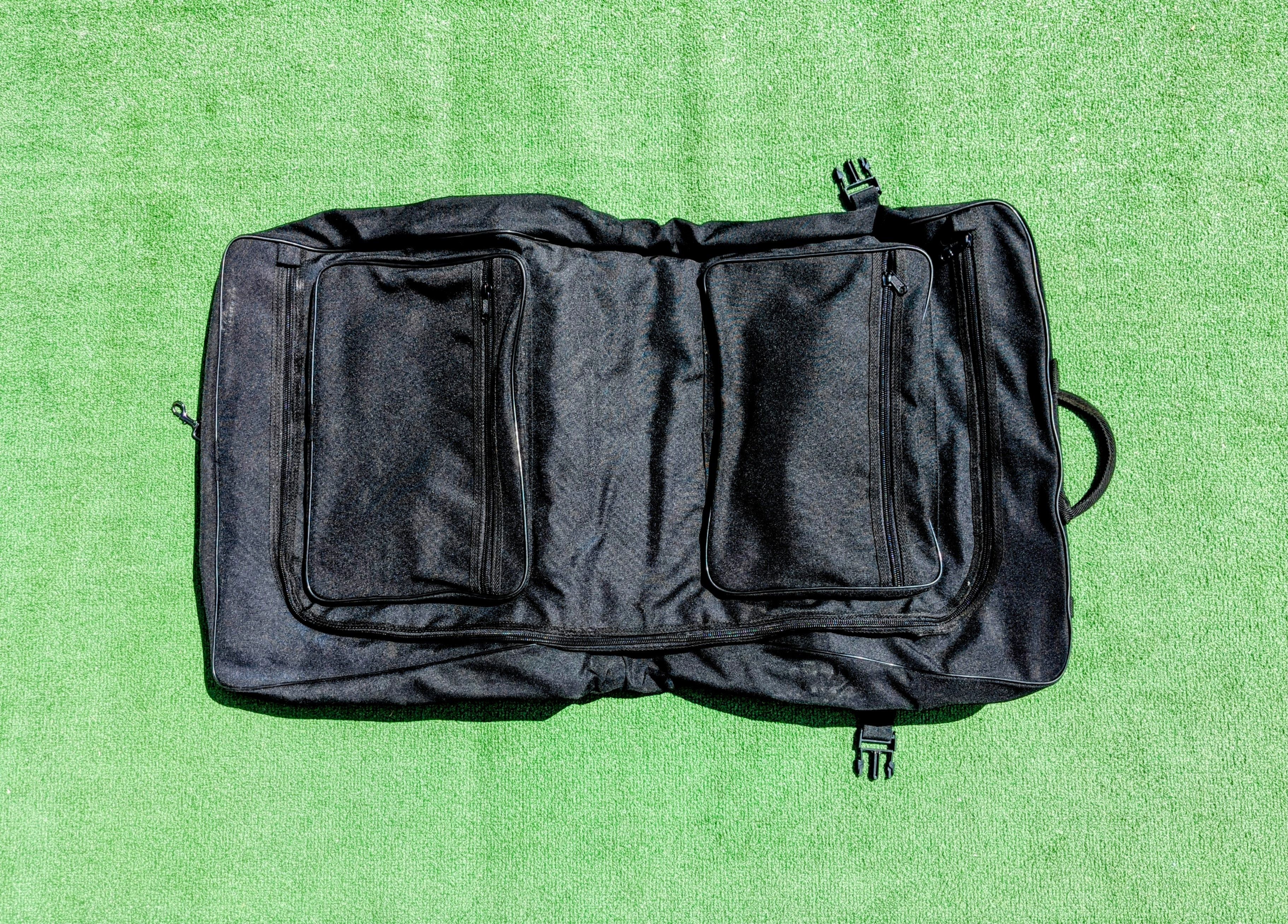 Designer Hanging Expandable Day Duffle Bag Travel Carry Luggage Size ONE SIZE - 2 Thumbnail