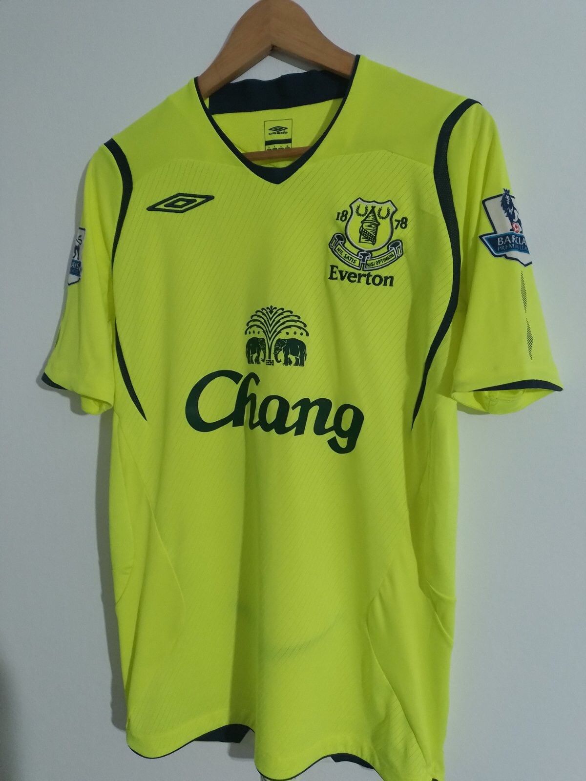 Umbro Everton 2008-2009 Third Kit #22 Yakubu Aiyegbeni Size US S / EU 44-46 / 1 - 9 Thumbnail