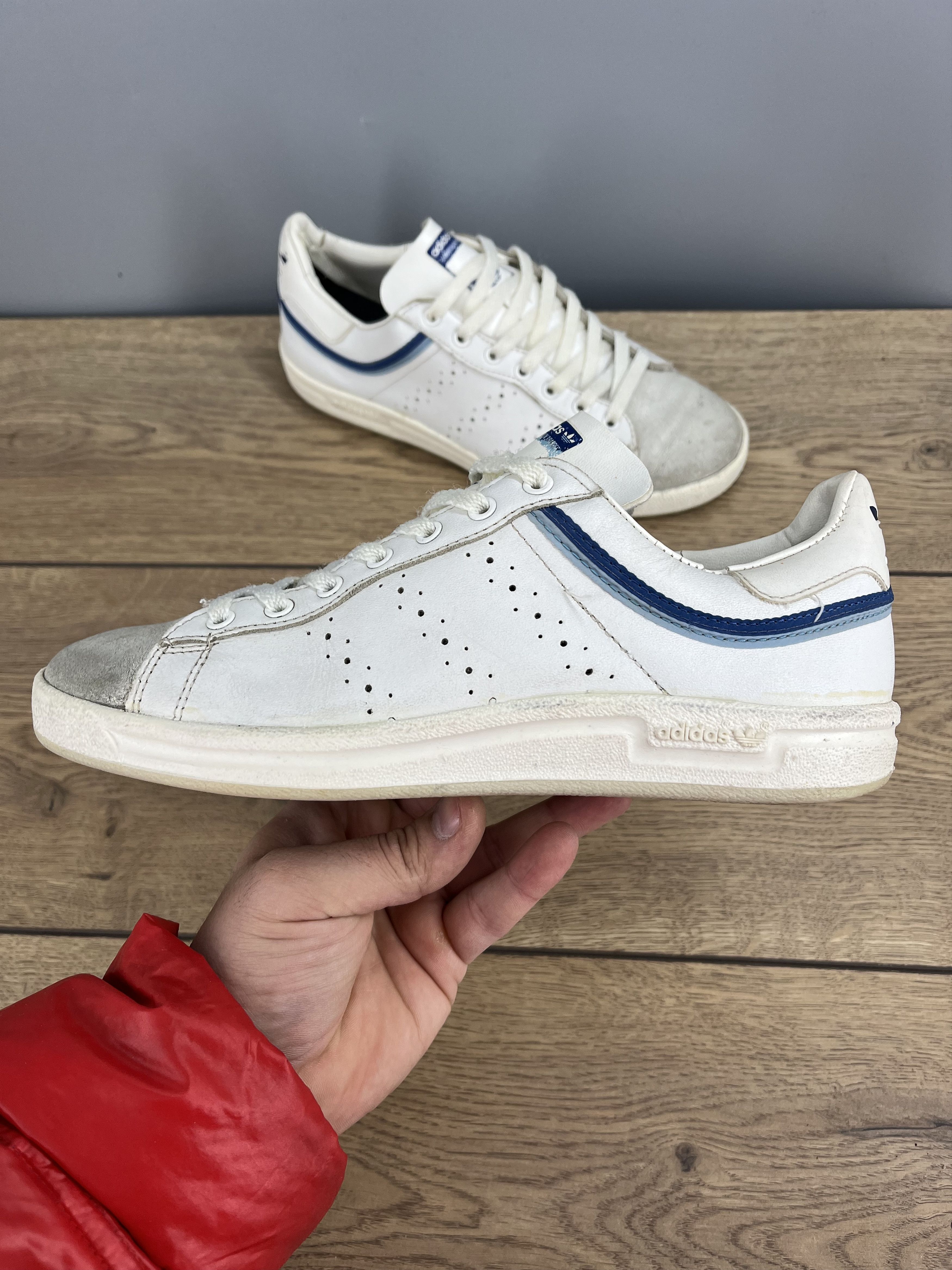 Adidas Vintage adidas Originals Made in Italy White/Blue Leather Size US 7 / EU 40 - 4 Thumbnail