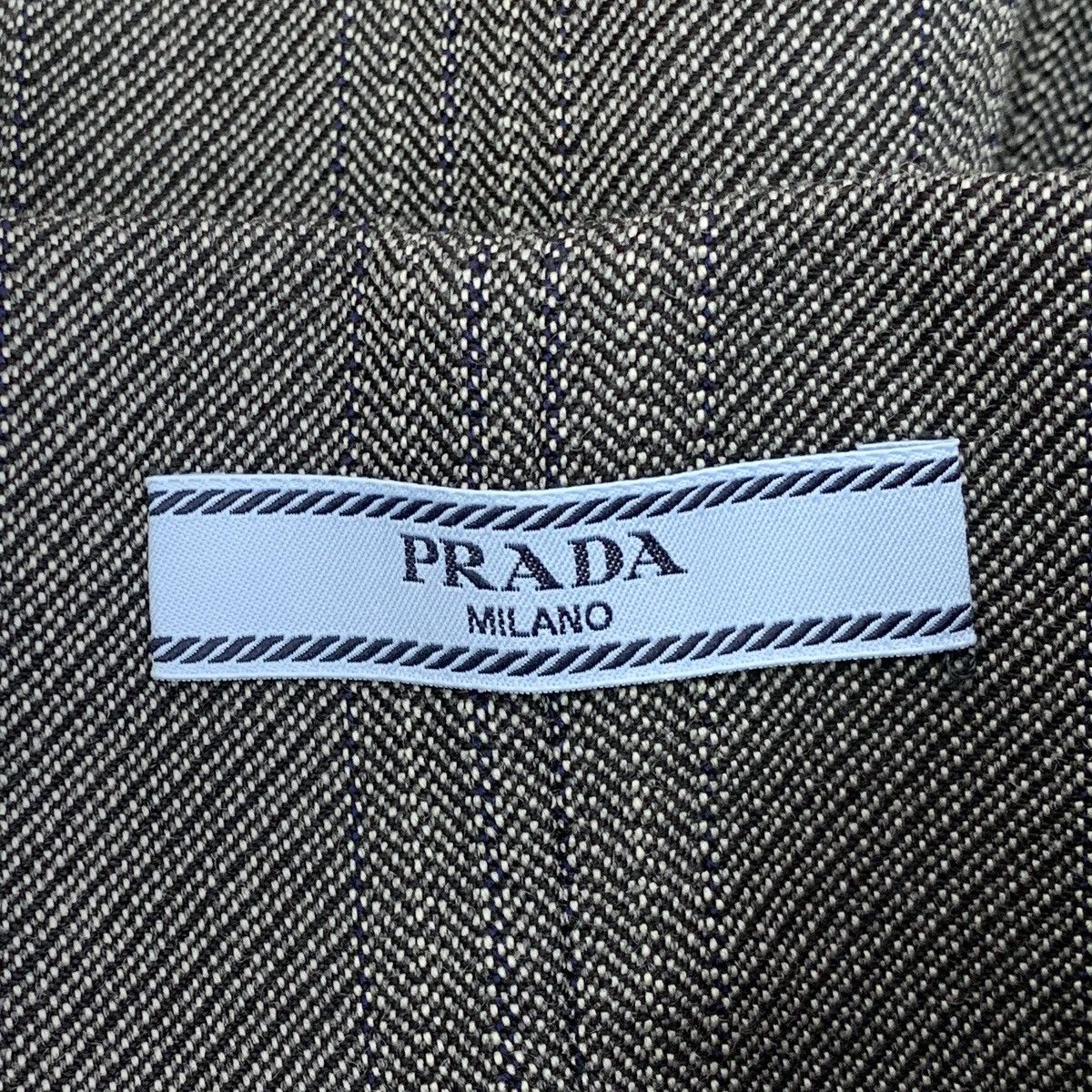 Prada Prada Grey Fine Striped Wool Waistband Shorts K26WX Size 25" / US 0 / IT 36 - 5 Thumbnail