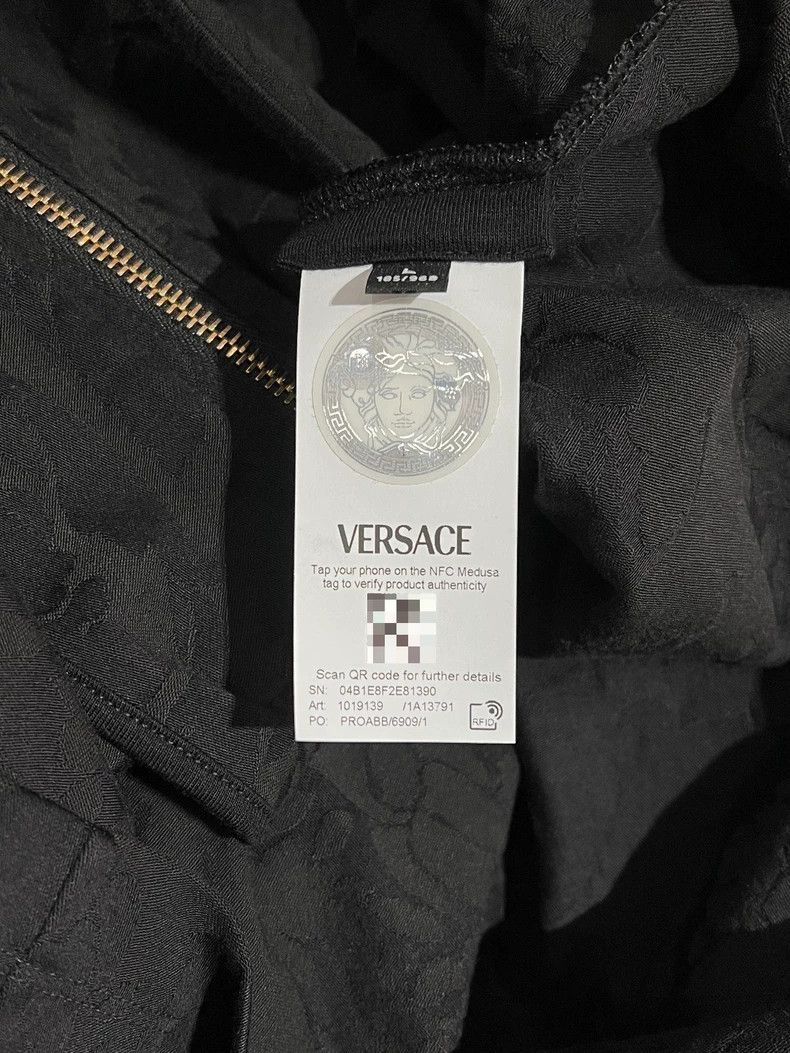 Versace Versace Dark drawstring hooded sweatshirt jacket Size US XL / EU 56 / 4 - 8 Thumbnail