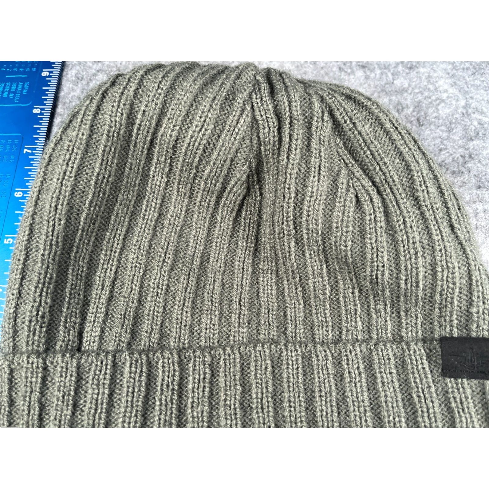 Dockers Dockers Beanie Adult One Size Gray Knit Lined Acrylic Polyester Ribbed Knit Ski Hat/Toque Unisex Outdoor Winter Accessories Size ONE SIZE - 3 Thumbnail