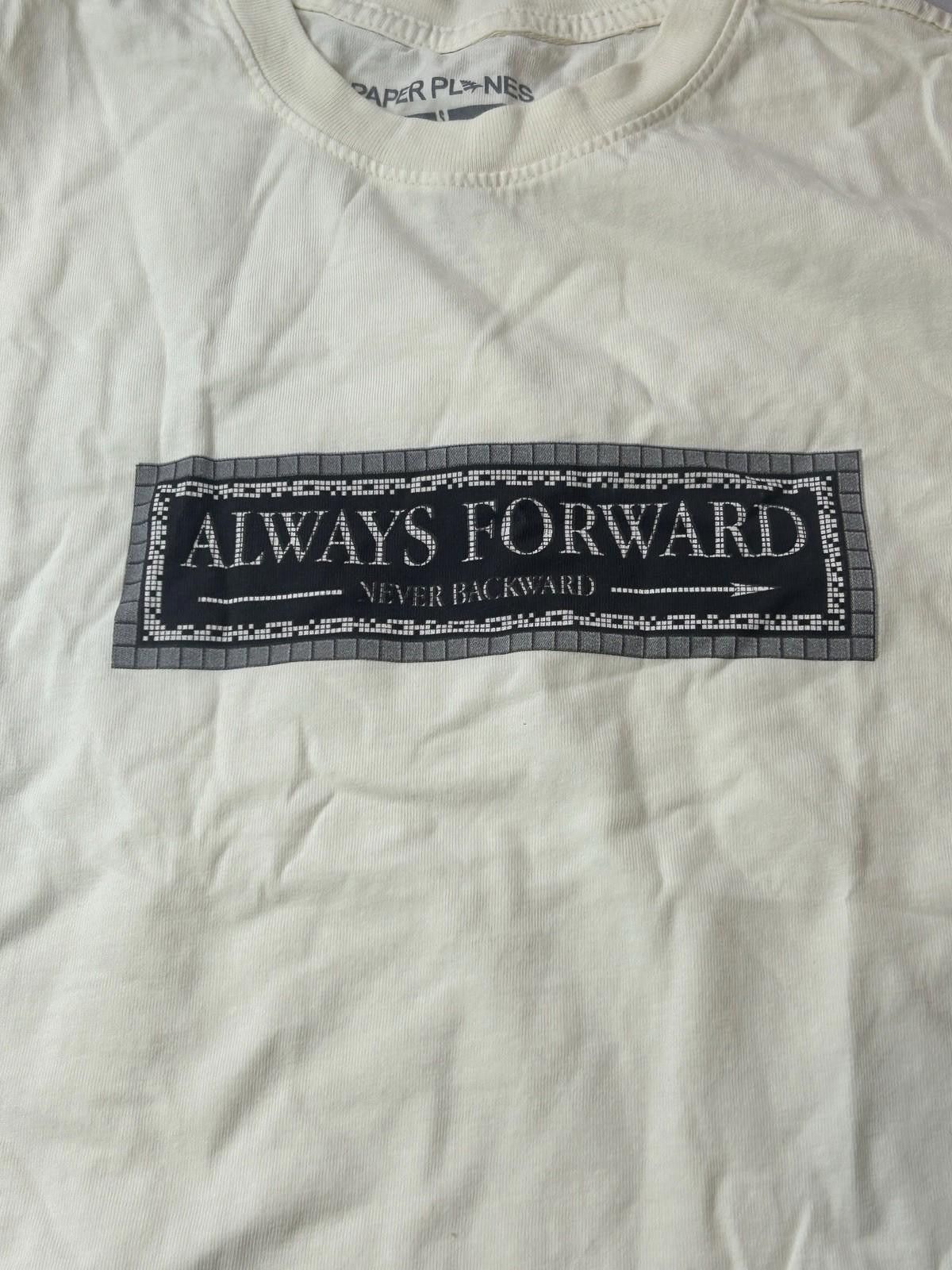 Paper Planes Paper Planes Greatness Is A Process Always Forward Small NWT Size US S / EU 44-46 / 1 - 3 Thumbnail