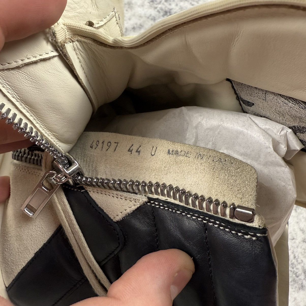 Rick Owens Rick Owens ‘Black/Milk’ Suede Geobaskets Size US 11 / EU 44 - 7 Thumbnail