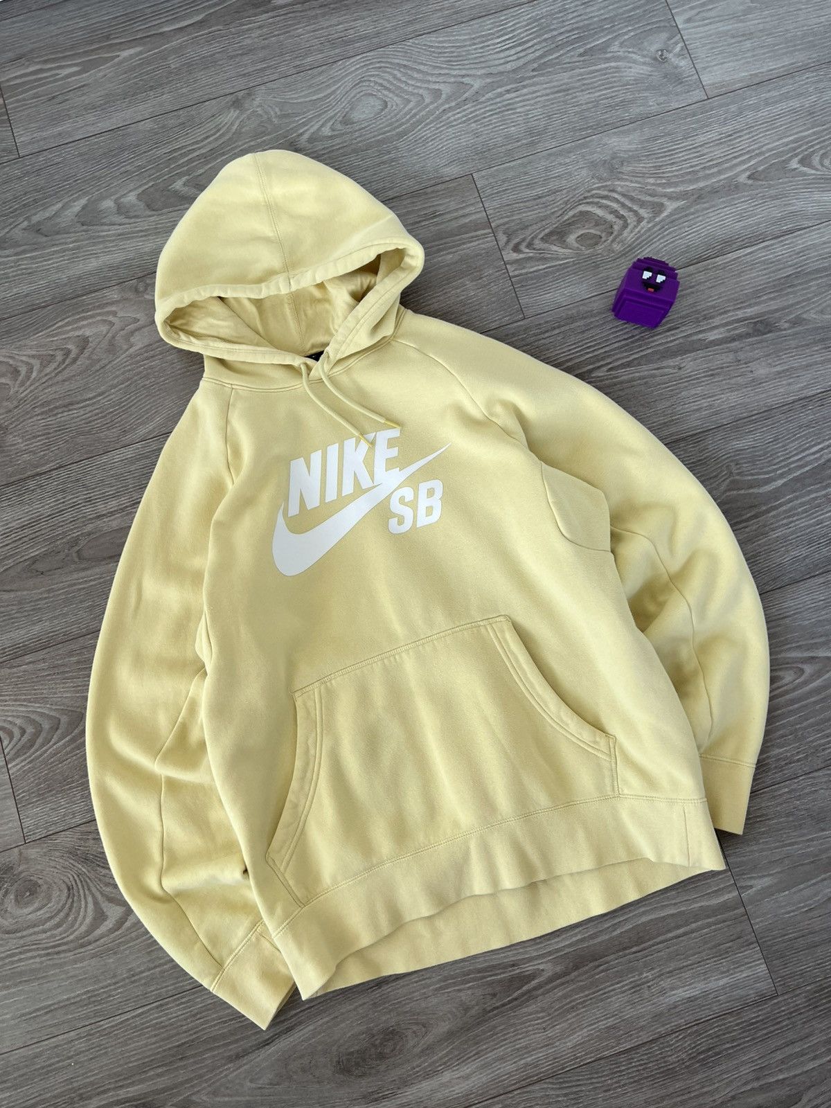 Nike SB Nike SB Professional Skate Style Big Logo Lemon Hoodie Size US M / EU 48-50 / 2 - 5 Thumbnail