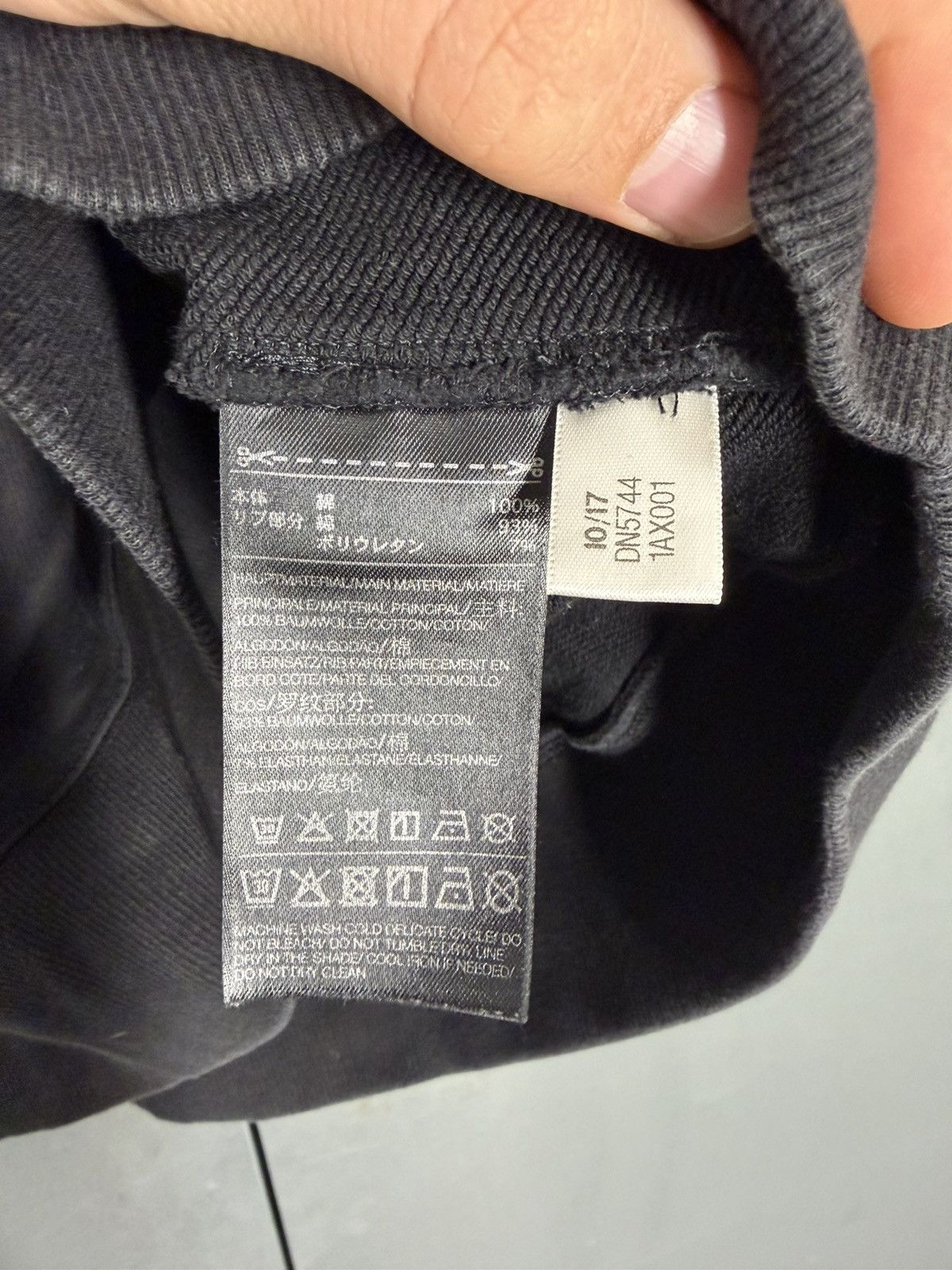 Y-3 Yohji Uniform Of The Streets Y-3 Hoodie Size US L / EU 52-54 / 3 - 9 Thumbnail