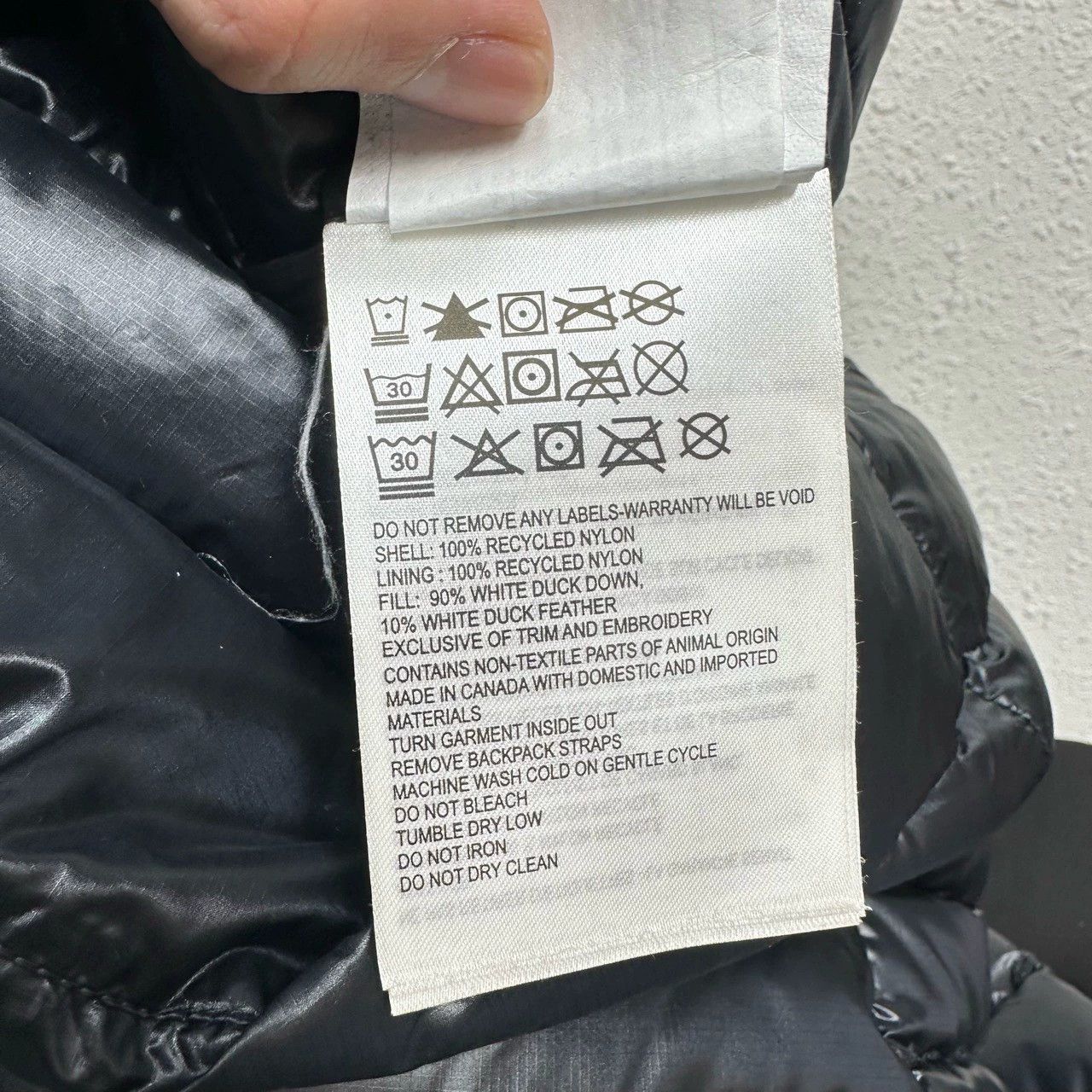 Canada Goose canada goose crofton puffer jacket size m Size US M / EU 48-50 / 2 - 4 Thumbnail