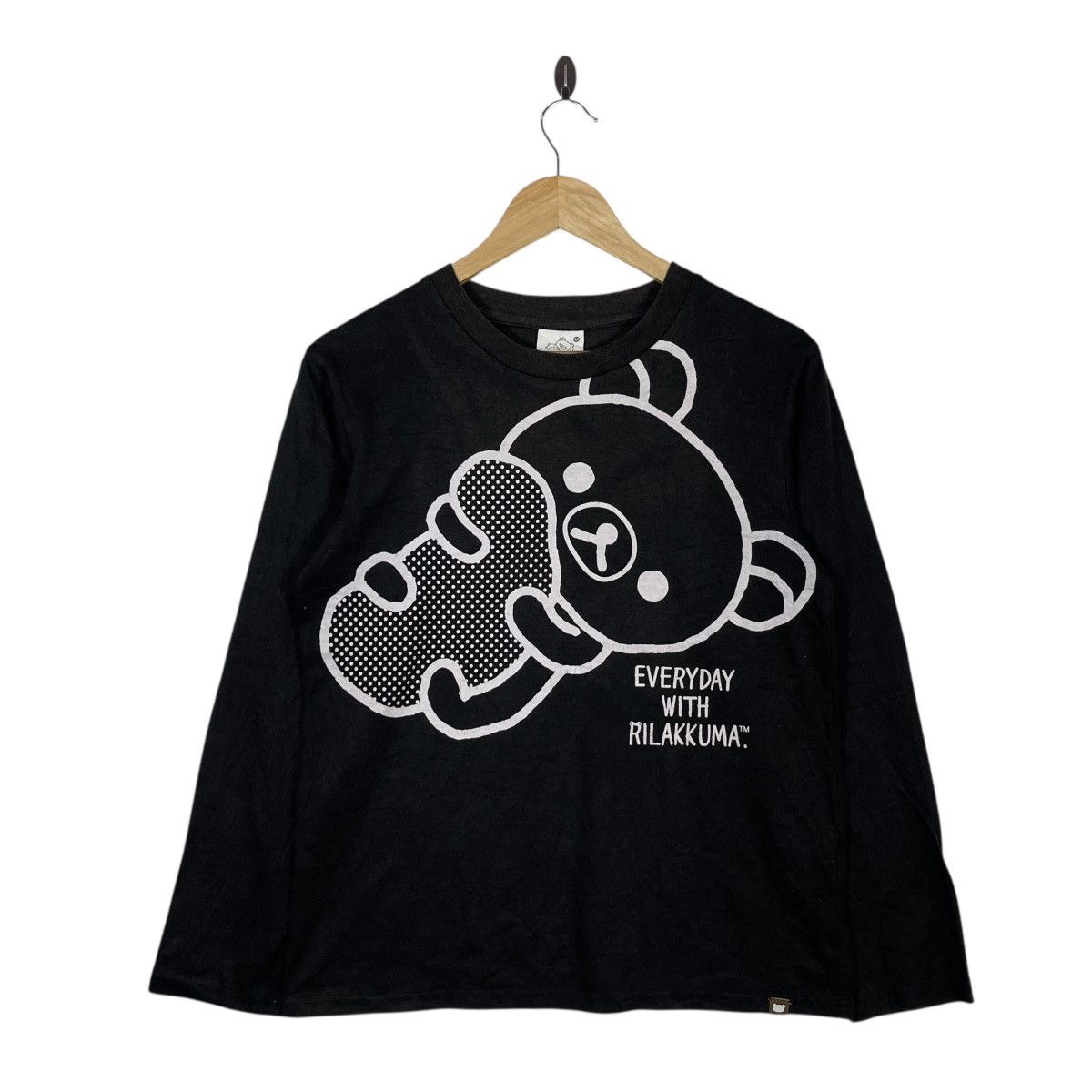 Vintage RILAKKUMA EVERYDAY WITH RILAKKUMA GRAPHIC Size US M / EU 48-50 / 2 - 1 Thumbnail