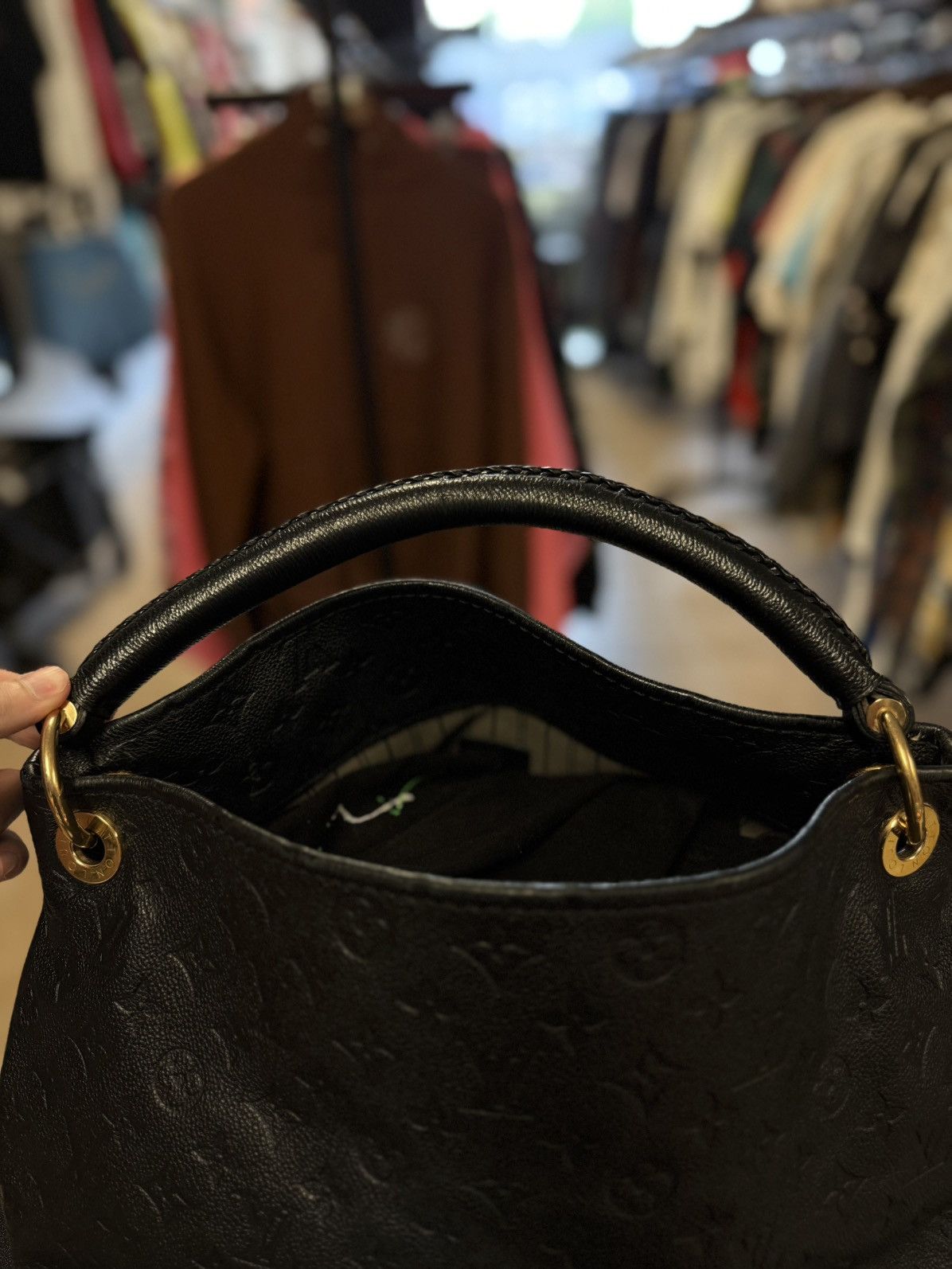 Louis Vuitton Louis Vuitton Artsy MM Black Purse $3400 Discontinued Size ONE SIZE - 10 Thumbnail