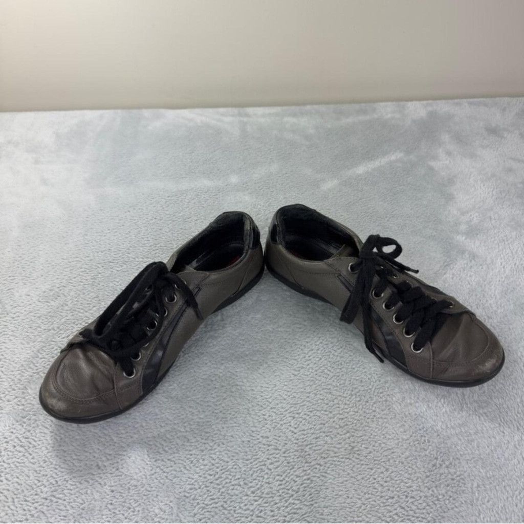 Prada Prada Sport Two Tone Leather Low Top Sneakers Size 7.5 US Size US 7.5 / EU 40-41 - 6 Thumbnail