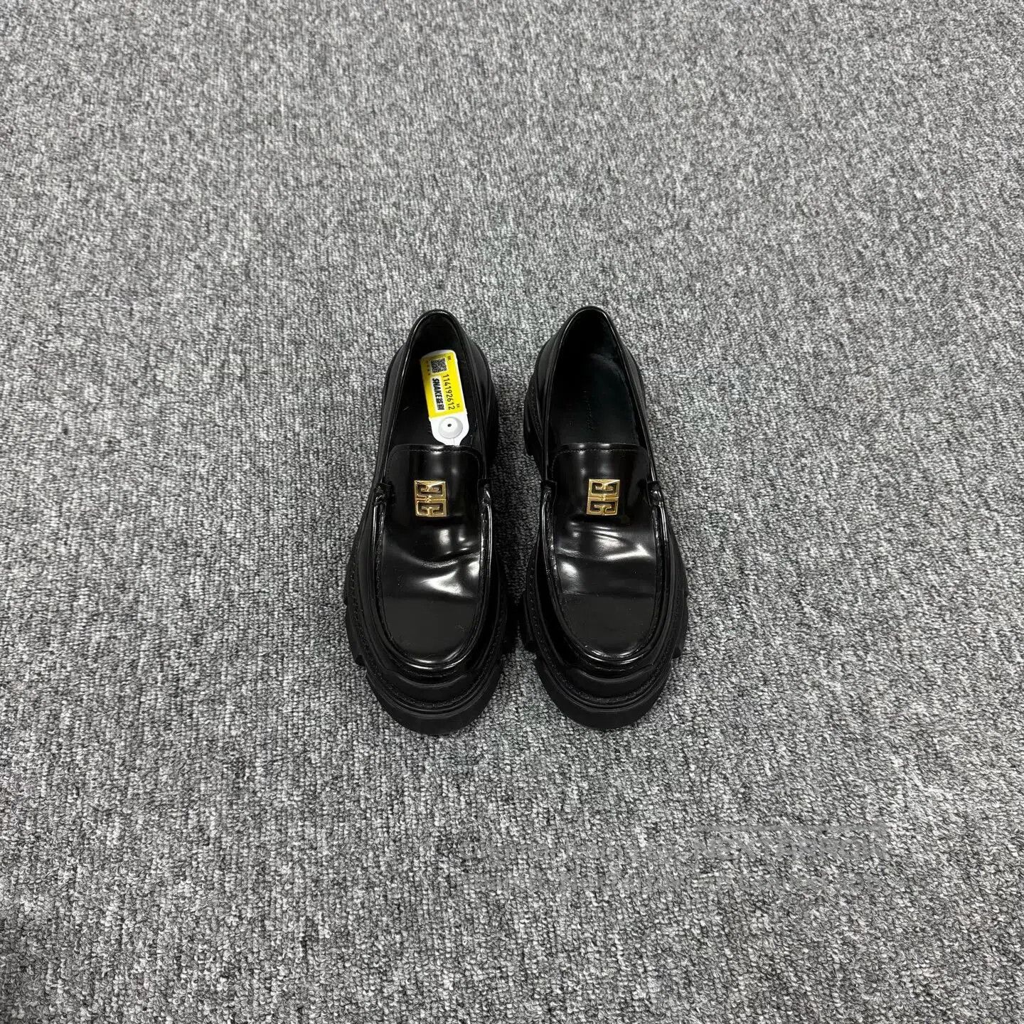 Givenchy Givenchy black gold Le Fu Shoes| Size US 5.5 / IT 35.5 - 2 Thumbnail