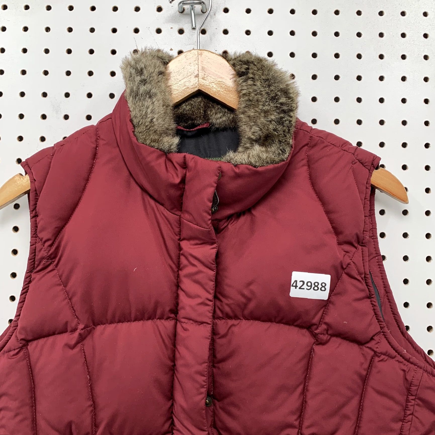 Eddie Bauer Eddie Bauer Down Sportsman Vest Womens Large Quilted Jacket Red Maroon Vest Quilted Eddie Bauer Womens Large Red Maroon Size L / US 10 / IT 46 - 2 Thumbnail