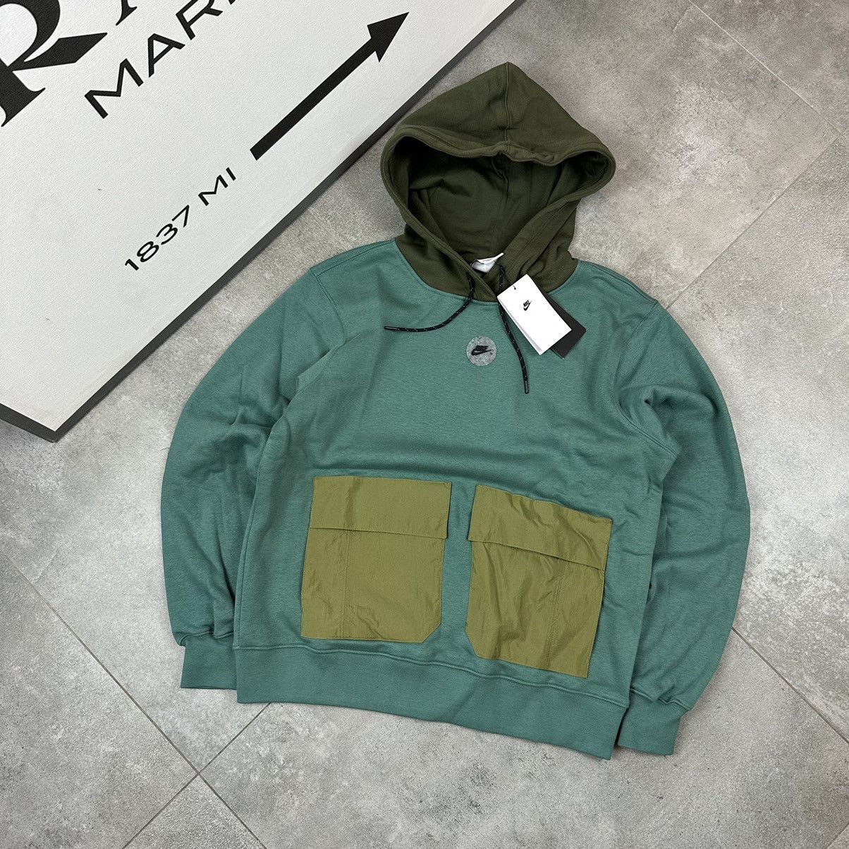 Nike Nike central logo hoodie S pocket streetwear swoosh Size US S / EU 44-46 / 1 - 1 Thumbnail