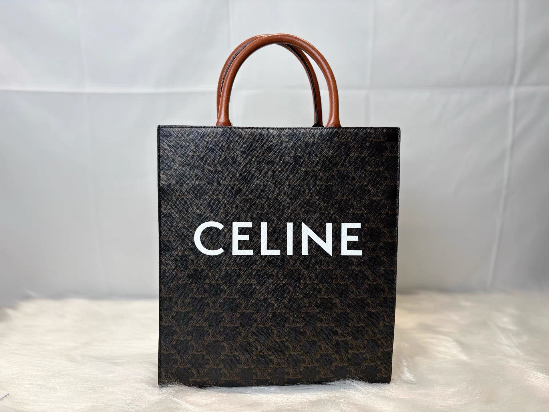 Celine CELINE Cabas Vertical Tote Bag K36 Size ONE SIZE - 1 Thumbnail