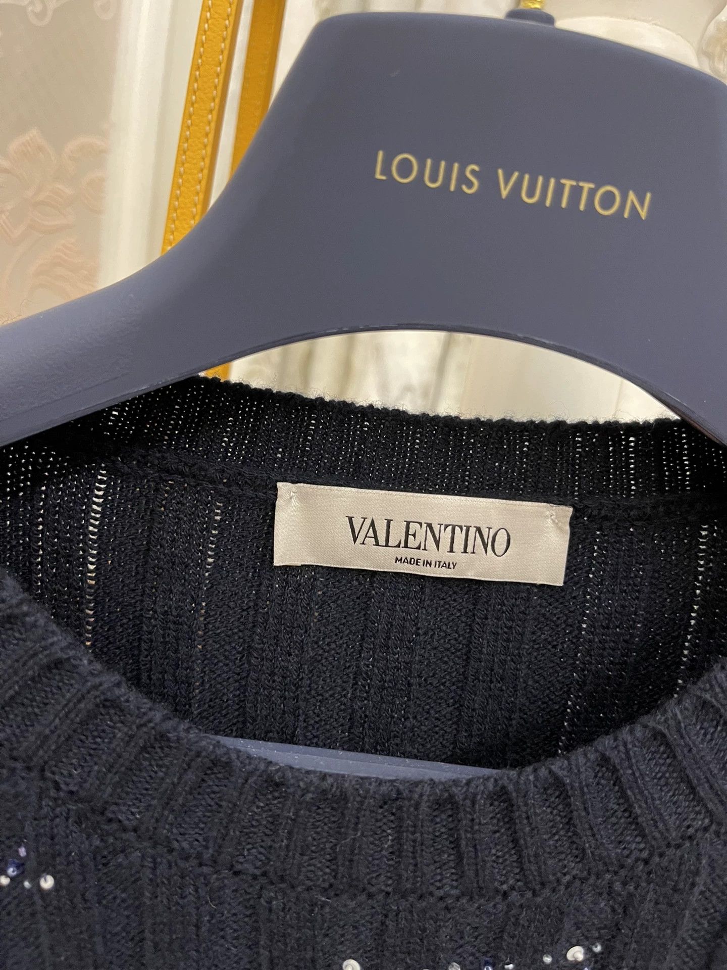 Valentino Valentino Pearl & Sequins Sweater S (Authentic) Size S / US 4 / IT 40 - 5 Thumbnail