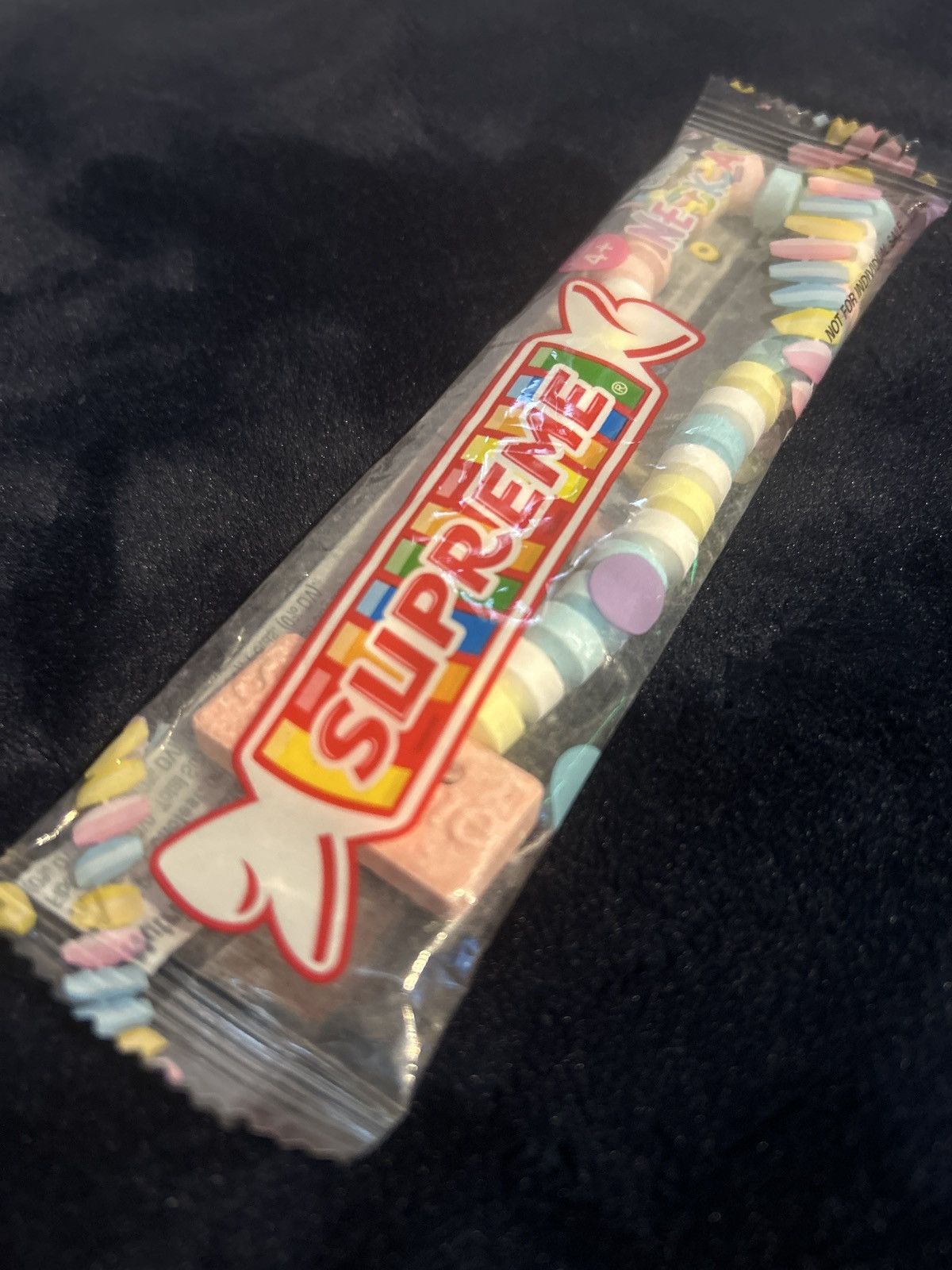 Supreme Supreme “season 22” candy necklace Size ONE SIZE - 3 Thumbnail