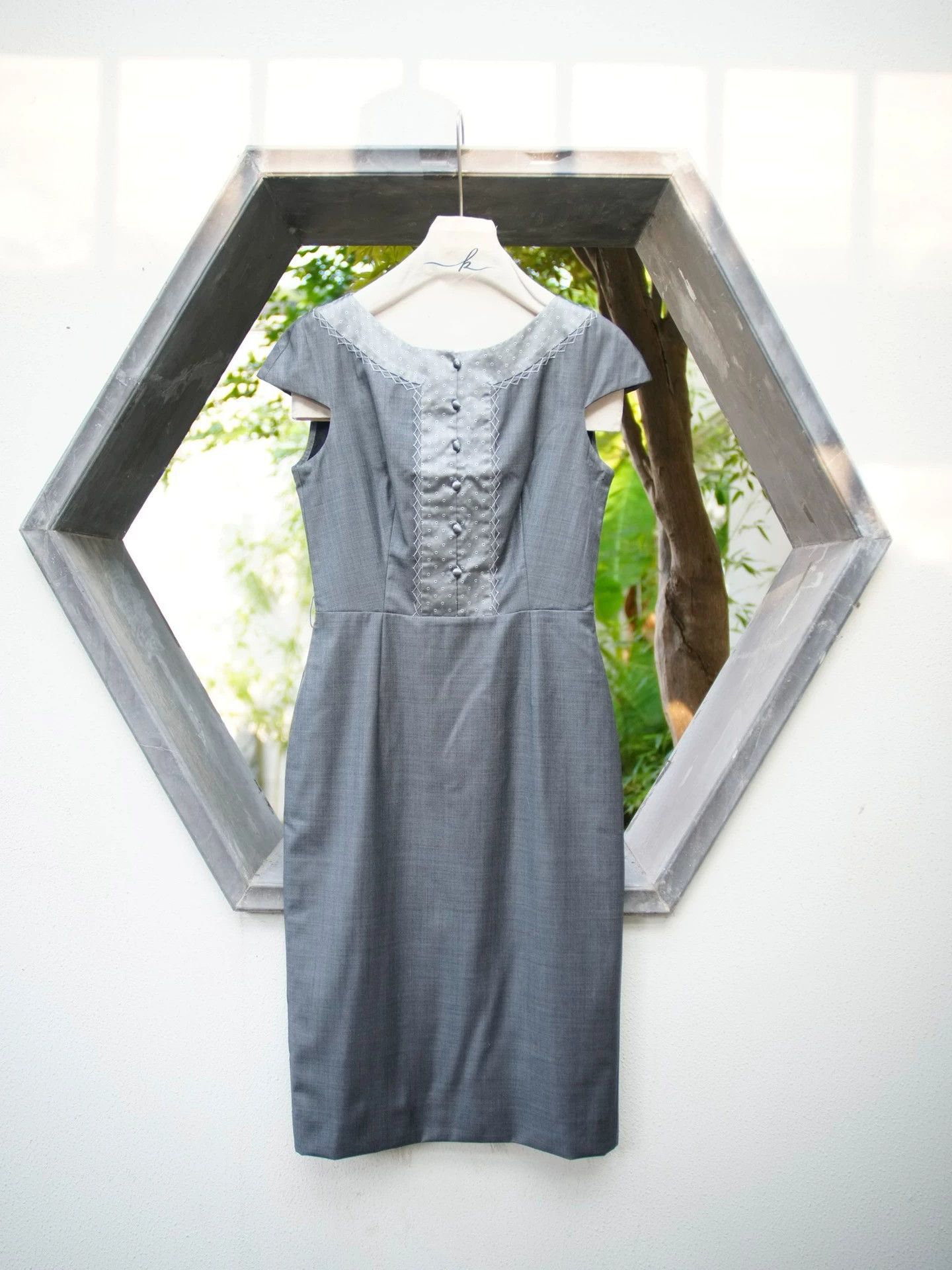 Dior Dior John Galliano Gray Wool Bodycon Dress fr38 Size S / US 4 / IT 40 - 3 Thumbnail