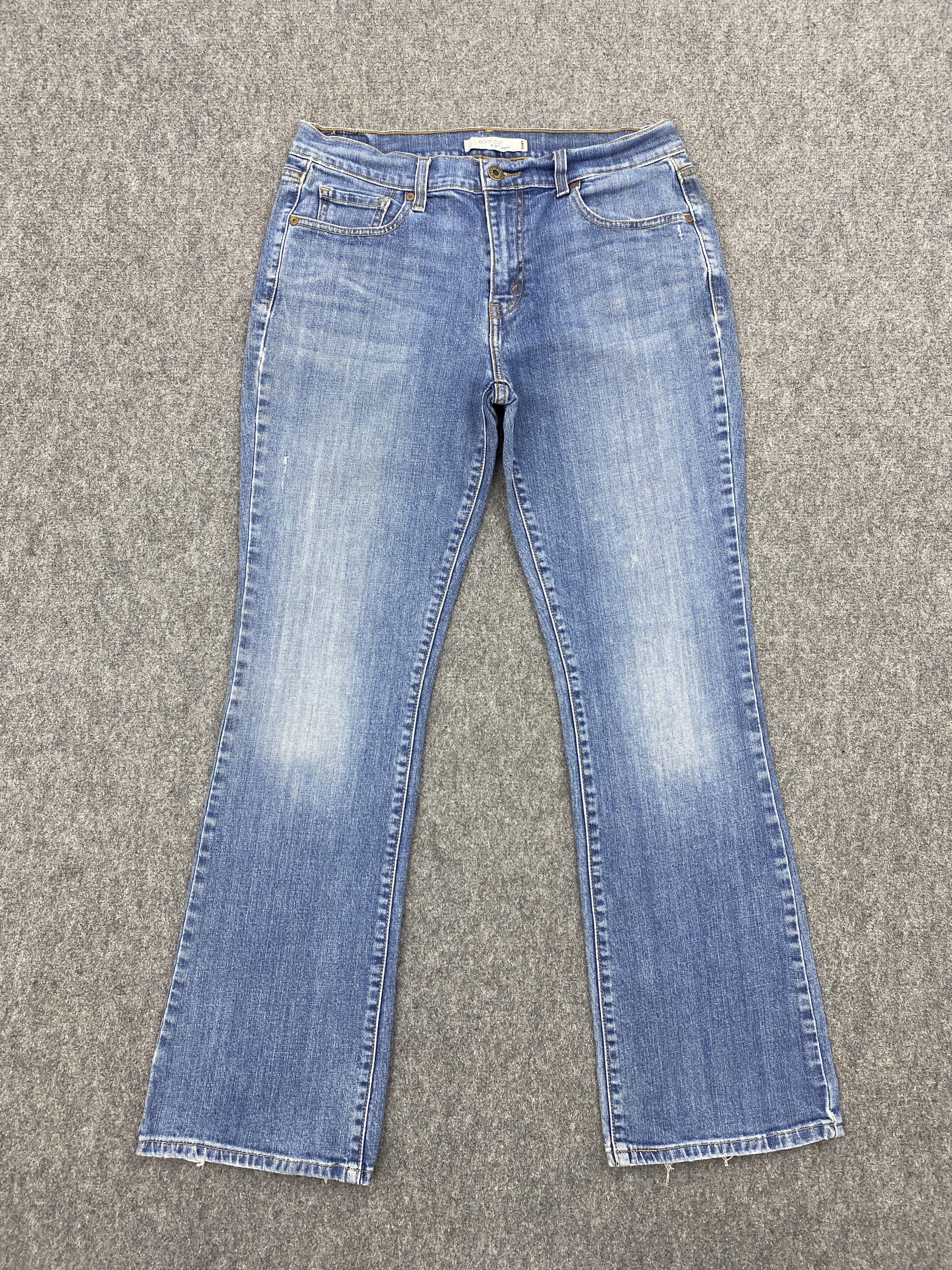 Levi's Vintage levis 515 Flare Blue Denim DP2631 Size US 30 / EU 46 - 1 Thumbnail