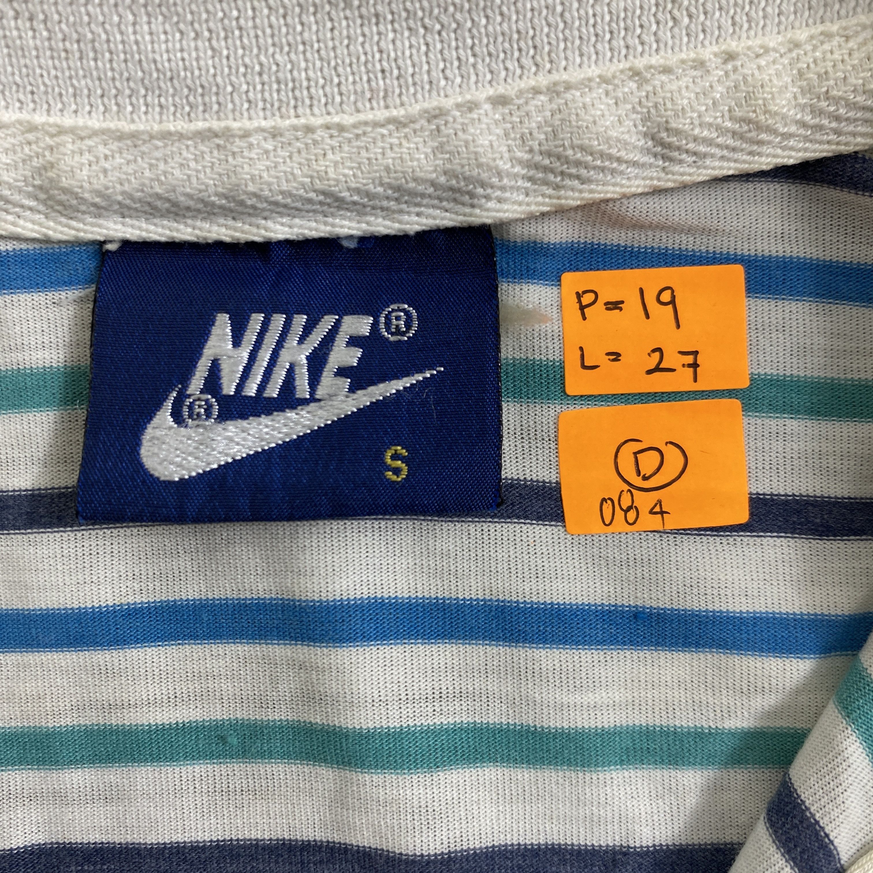 Nike Vintage Nike Button Shirt -D084 Size US S / EU 44-46 / 1 - 4 Thumbnail