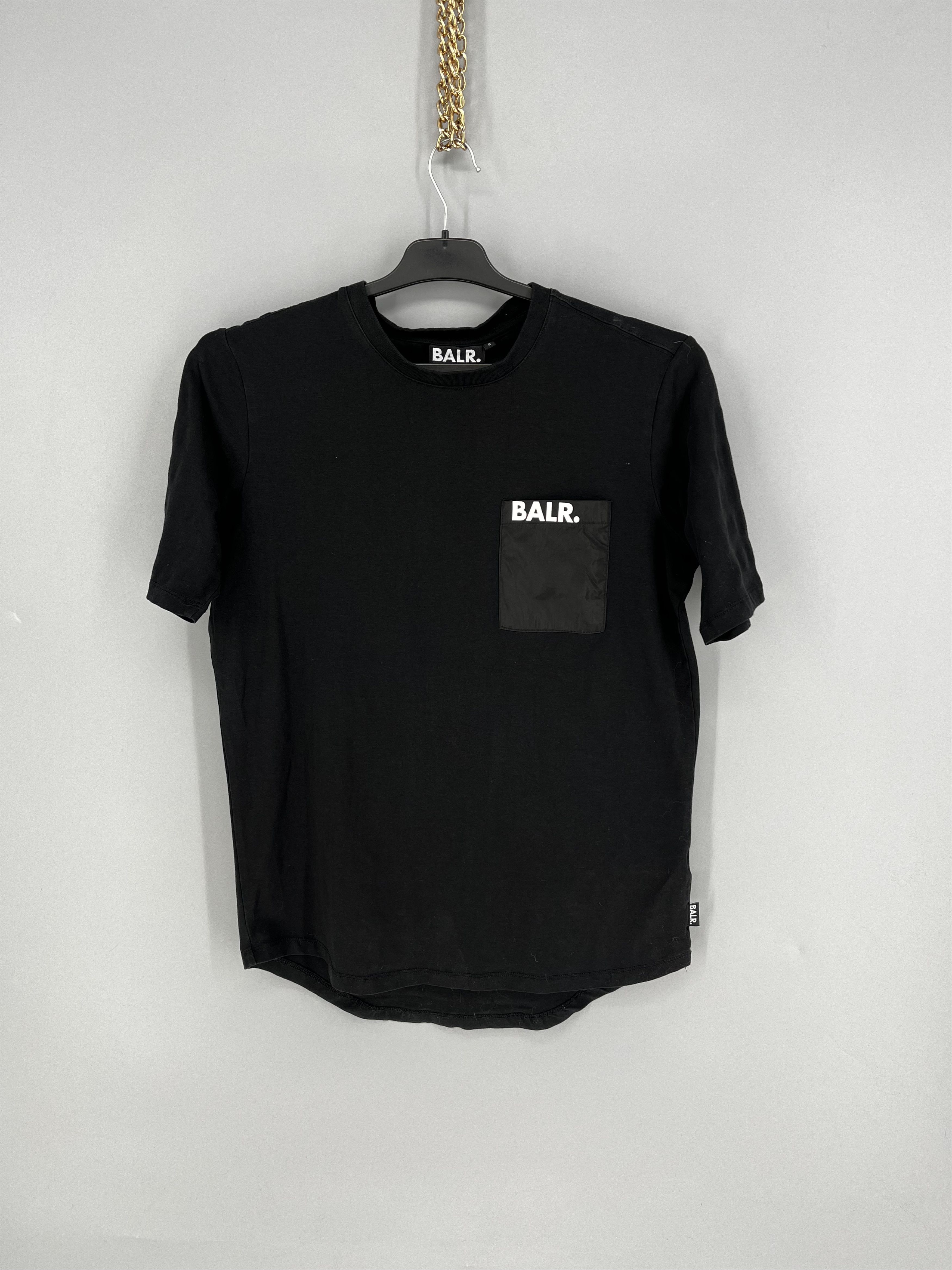 Japanese Brand Vintage BALR Fit Tee Big Logo Streetwear Style Size US S / EU 44-46 / 1 - 1 Thumbnail
