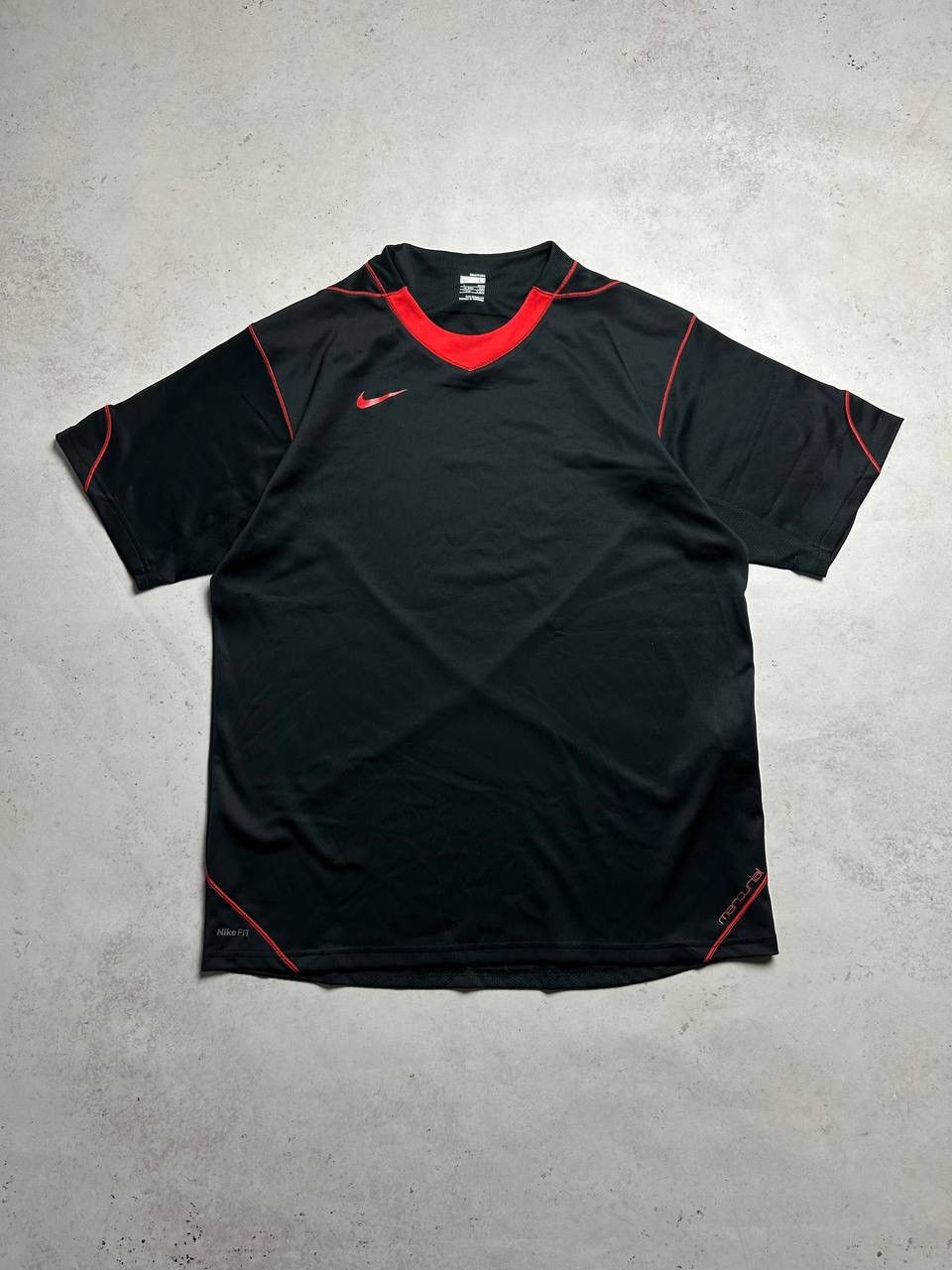 Nike Vintage Nike Pro Mercurial Swoosh Boxy T-shirt L Size US L / EU 52-54 / 3 - 2 Thumbnail