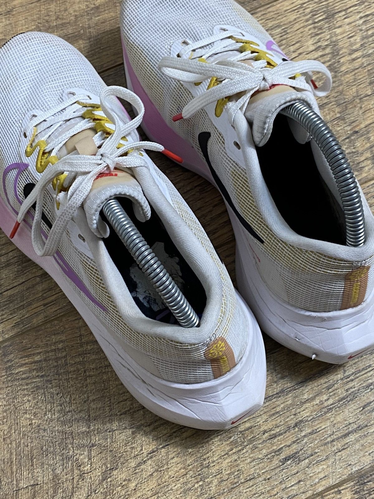 Nike Nike ZoomX Streakfly White Pink Yellow Premium Running Shoes Size US 10 / IT 40 - 5 Thumbnail