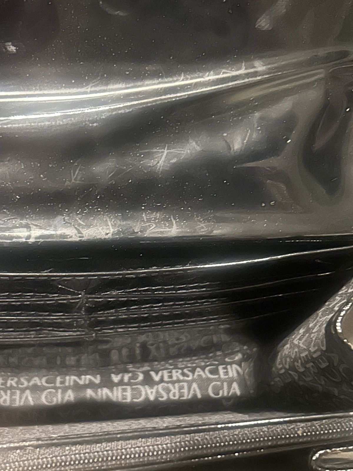 Versace Gianni Versace Medusa Patent Croc Embossed Clutch Size ONE SIZE - 19 Thumbnail
