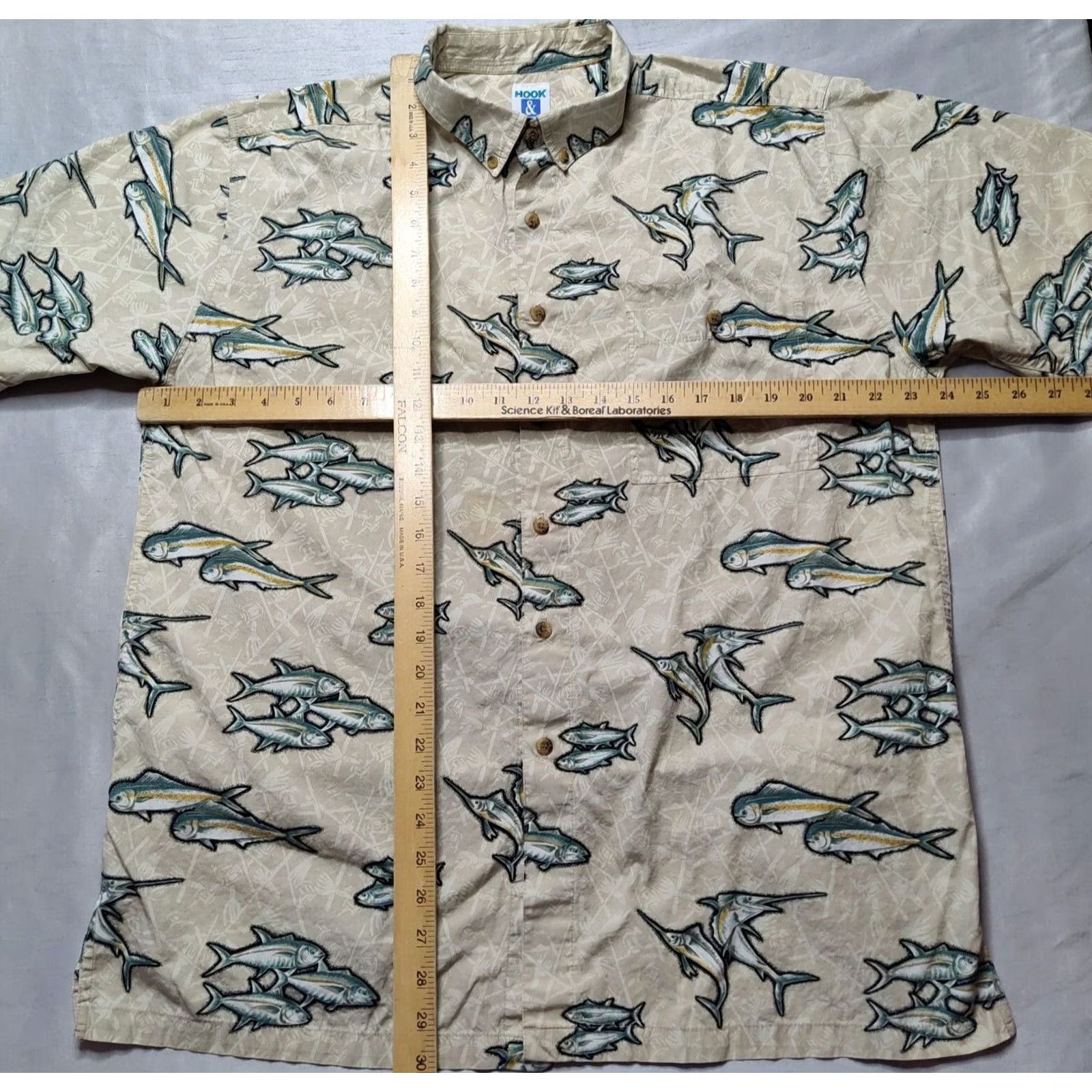 Gloverall Hook & Tackle Men L Allover Fish Print Short Sleeve Button-Up Shirt Size US L / EU 52-54 / 3 - 7 Thumbnail