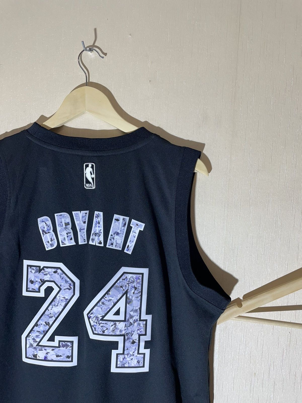 Adidas × NBA Adidas Lakers NBA #24 Kobe Bryant Diamond jersey Size US M / EU 48-50 / 2 - 3 Thumbnail