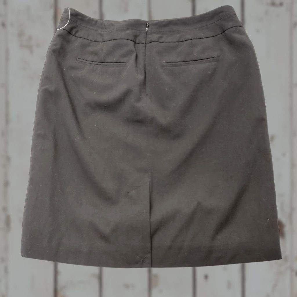 Worthington Worthington Petite Skirt Women 8P Black Pencil Pockets Zipper Preppy Cute Midi Skirt Womens Size 30" / US 8 / IT 44 - 1 Thumbnail