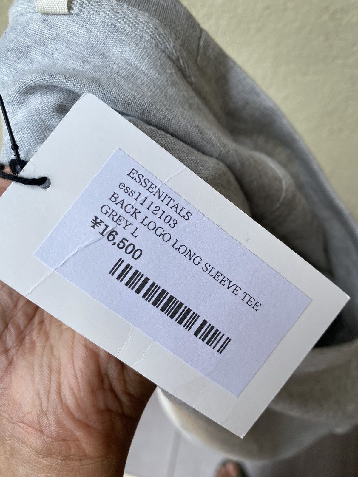 Fear of God essentials back logo longsleeve tee Size US L / EU 52-54 / 3 - 7 Thumbnail