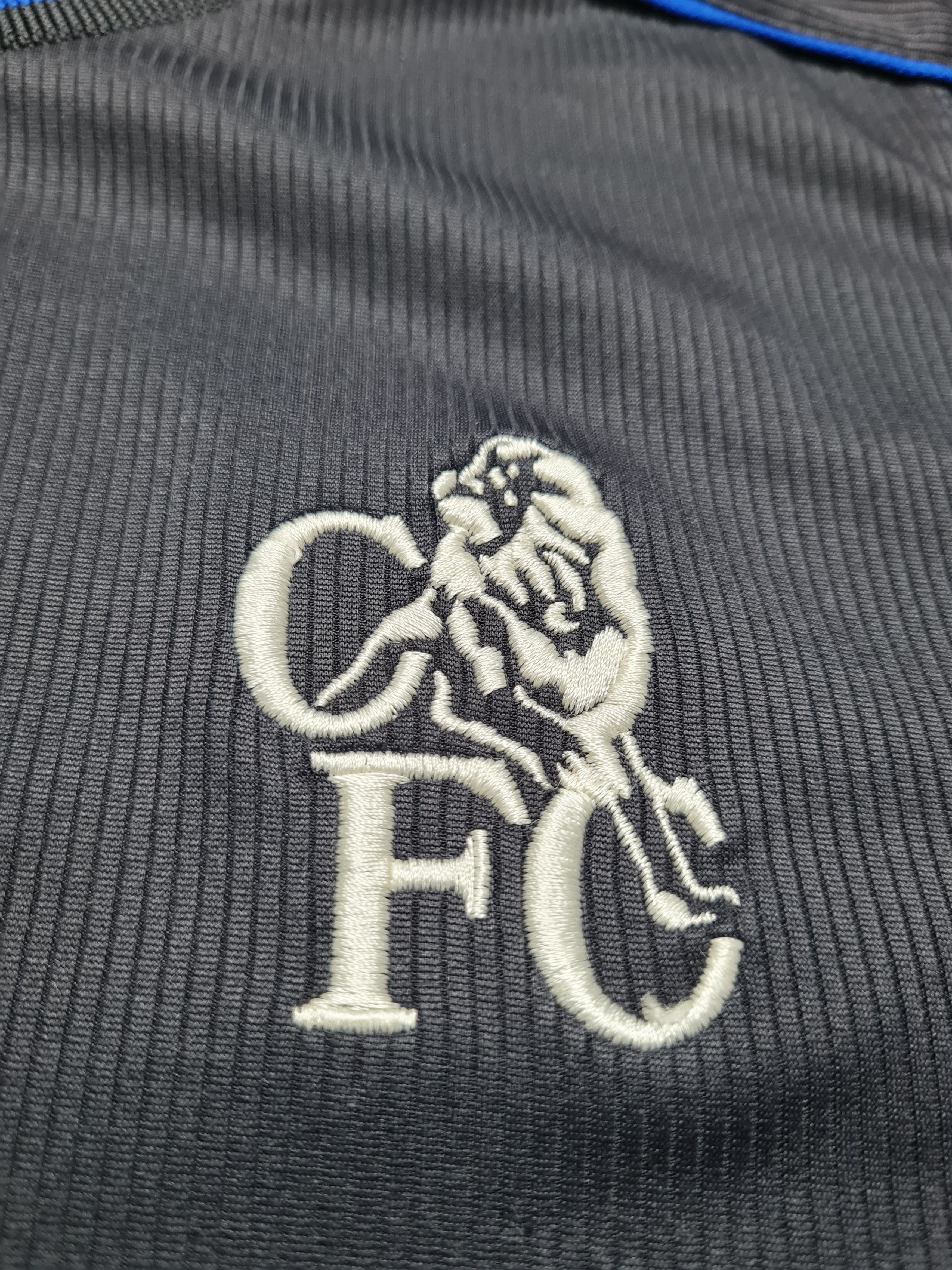 Umbro Football Retro Vintage Jersey Chelsea FC 2002-03 UMBRO Away Size US M / EU 48-50 / 2 - 24 Thumbnail