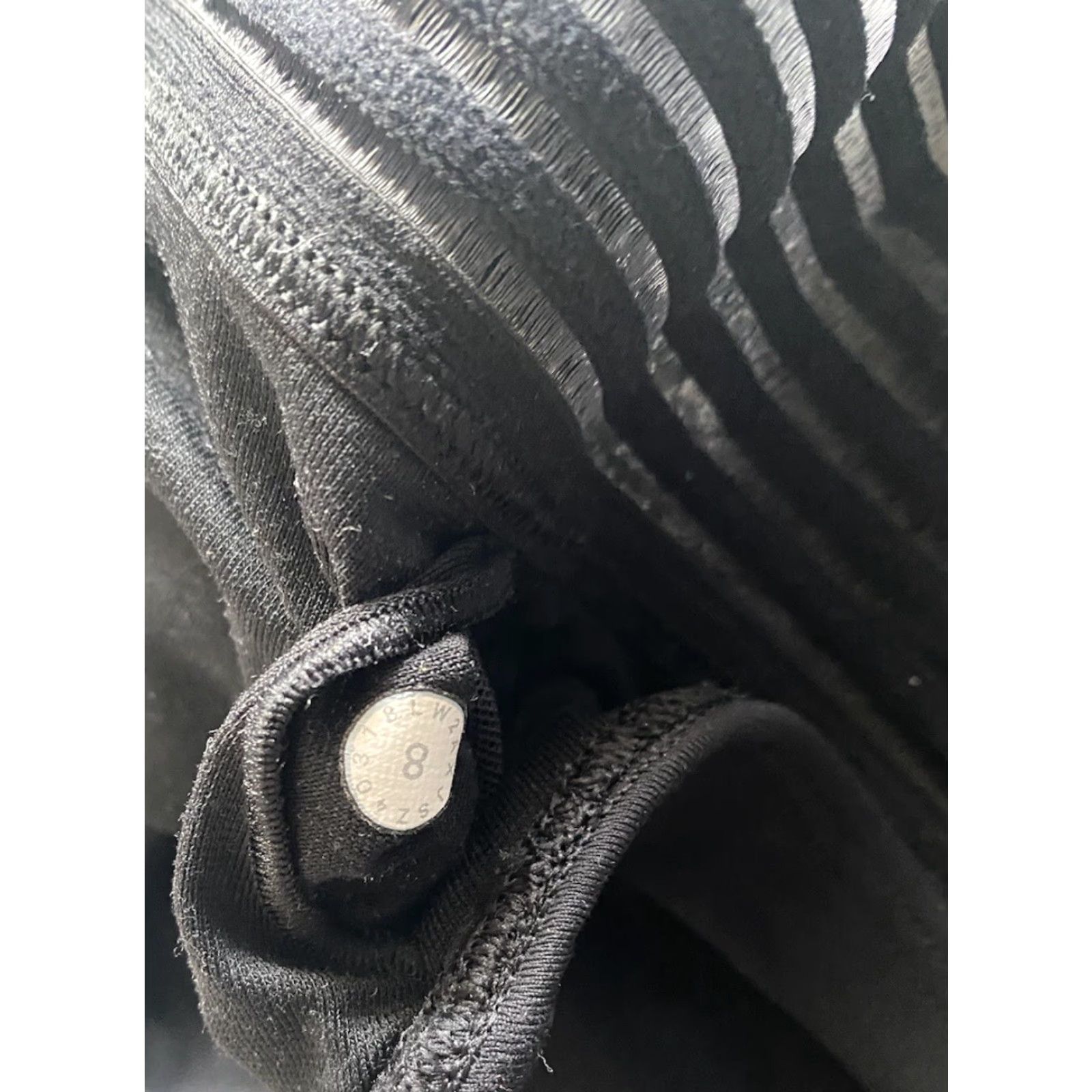 Lululemon Lululemon Bra Women Black Size 8 Activewear 8 Women Size ONE SIZE - 6 Thumbnail