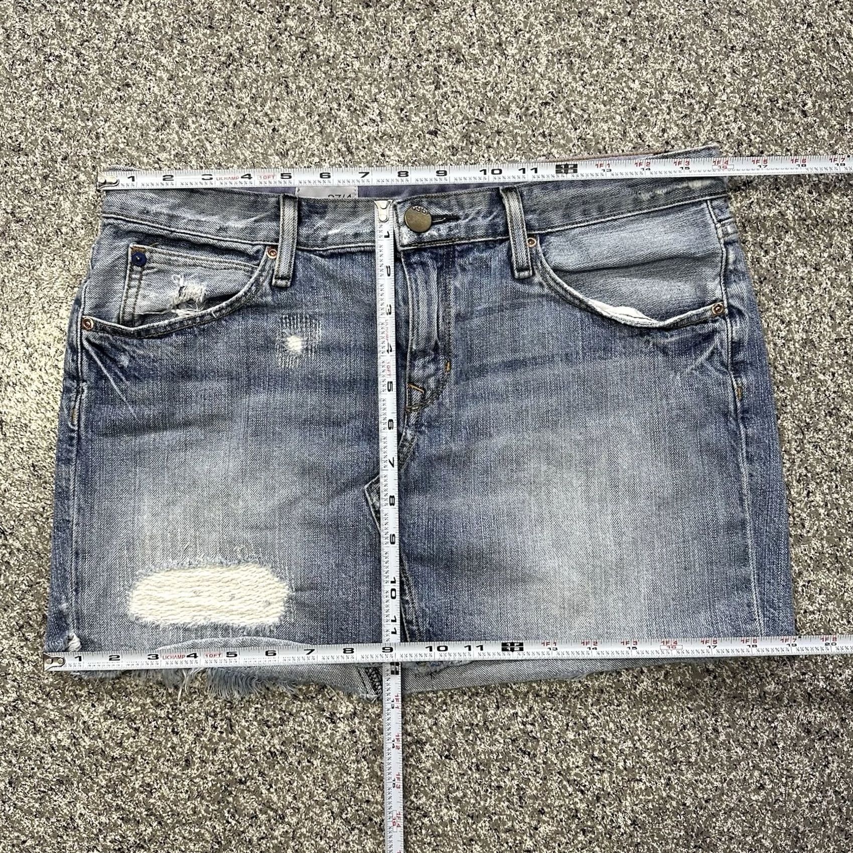 Gap Gap 1969 Skirt Womens 4 Mini Distressed Light Wash Denim Jeans Blue Pockets Shorts 90s Style Mens Womens Girls Size 27" / US 4 / IT 40 - 8 Thumbnail
