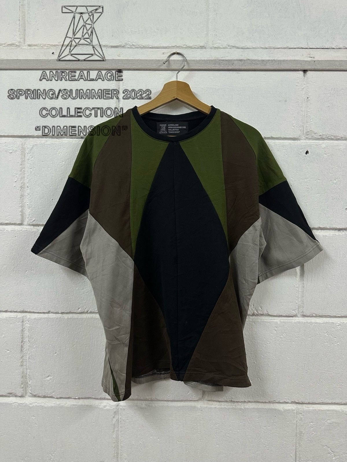 ANREALAGE SS2022 Anrealage Collection "DIMENSION" T-Shirt (Boxy) Size US L / EU 52-54 / 3 - 1 Thumbnail