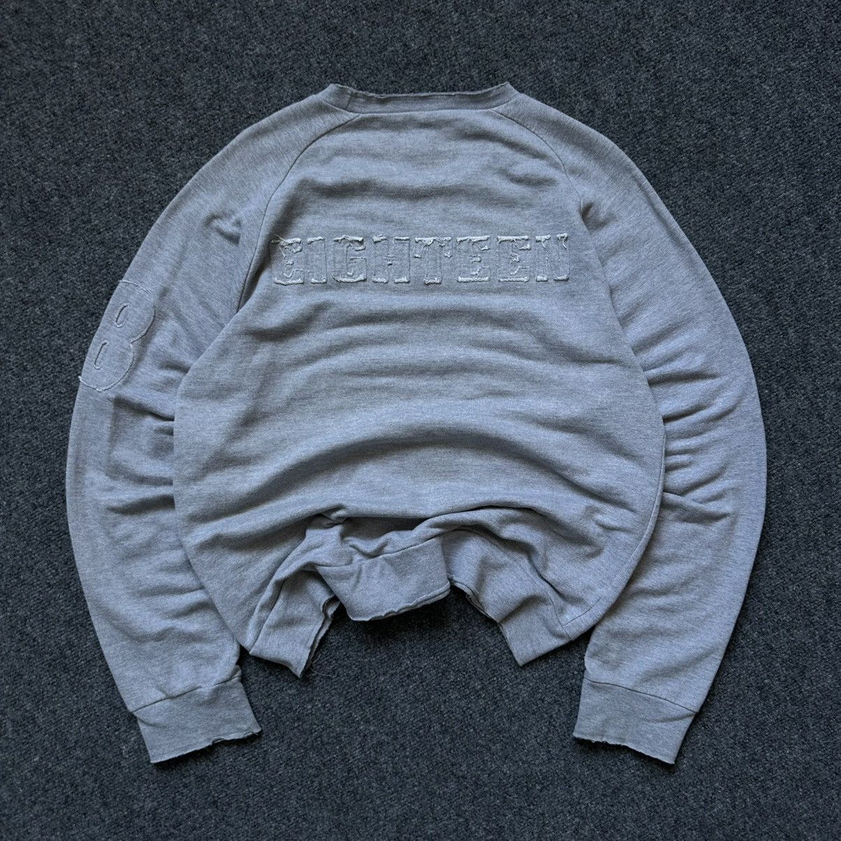 20471120 VTG Adult Man’s 18 Number Big Logo Size M Y2K 00s USA Hype Size US M / EU 48-50 / 2 - 6 Thumbnail