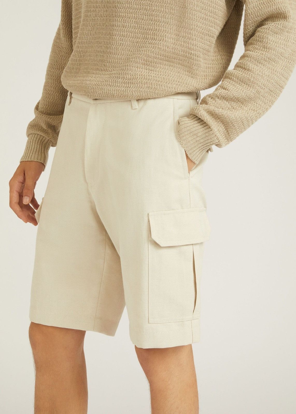 Loro Piana o1srvl11e1024 Cargo Bermuda Shorts in Off White Size US 34 / EU 50 - 3 Thumbnail