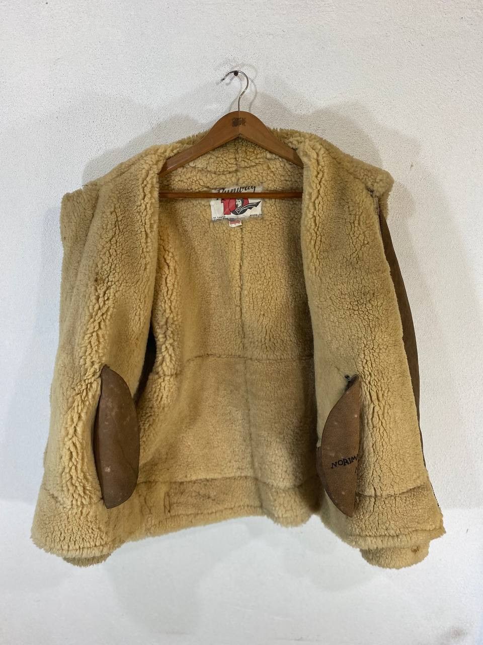 Vintage vintage runway by tanko flight production sheep skin jacket Size US L / EU 52-54 / 3 - 12 Thumbnail