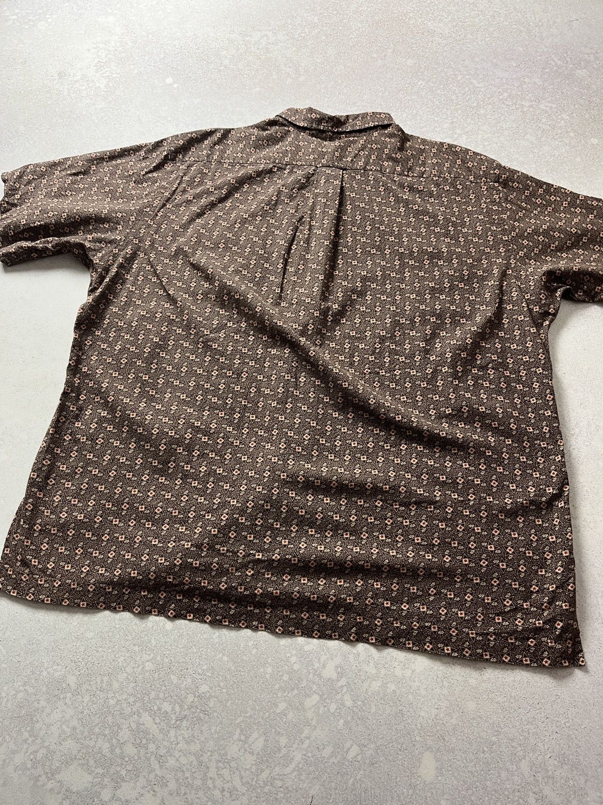Polo Ralph Lauren Polo Ralph Lauren Caldwell Loop Camp Shirt Geometric Print Size US XL / EU 56 / 4 - 6 Thumbnail