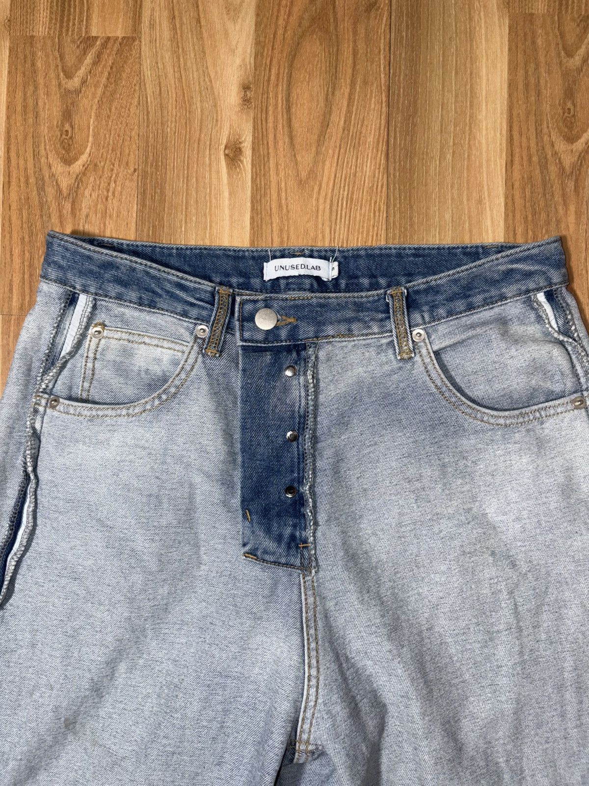 Unused Unused.Lab Wide Leg Reconstructed Denim Light Wash Jeans Size US 31 - 3 Thumbnail