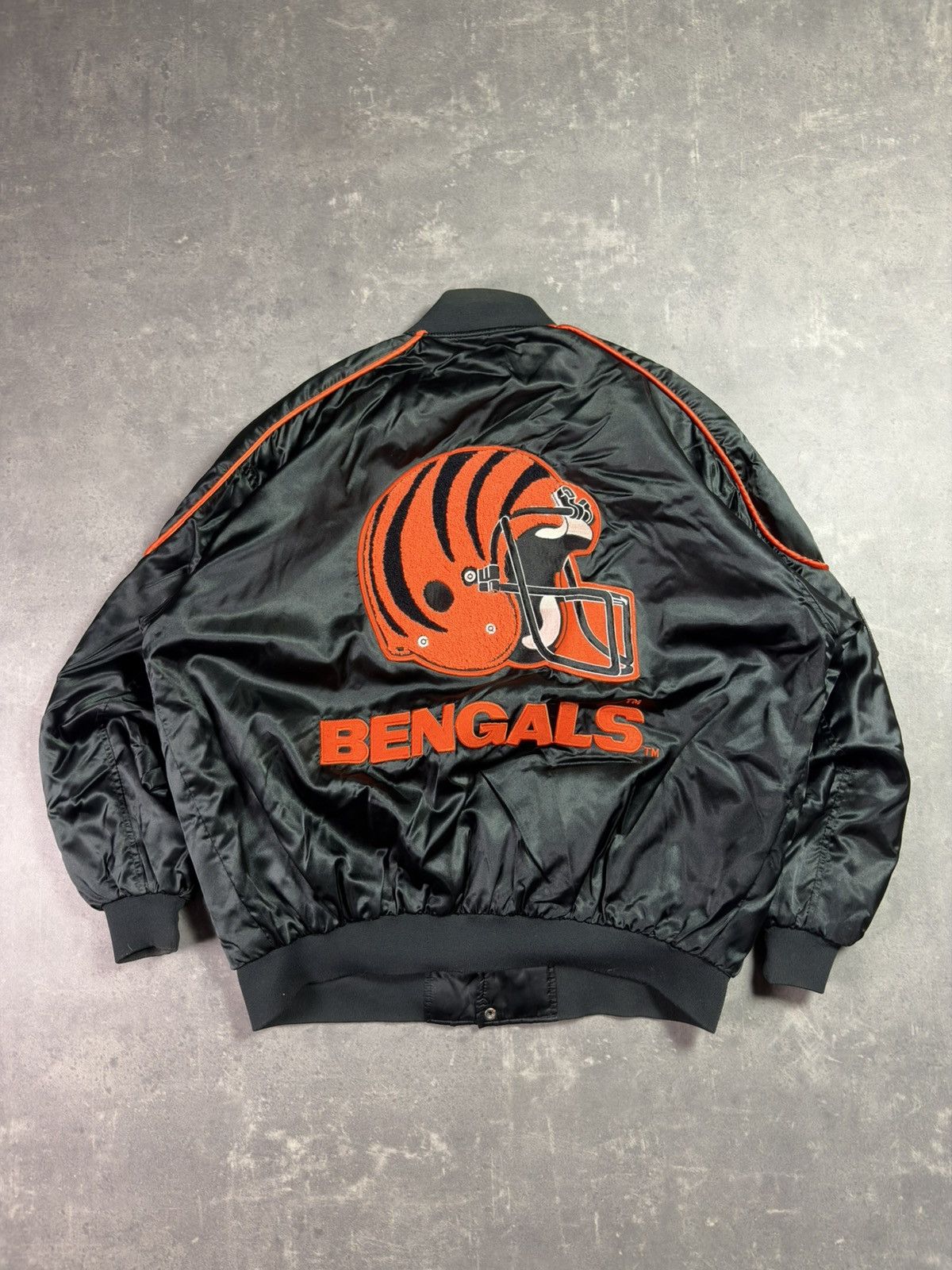 NFL 90s Cincinnati Bengals Campri NFL Team Line Varsity Bomber Size US XXL / EU 58 / 5 - 2 Thumbnail
