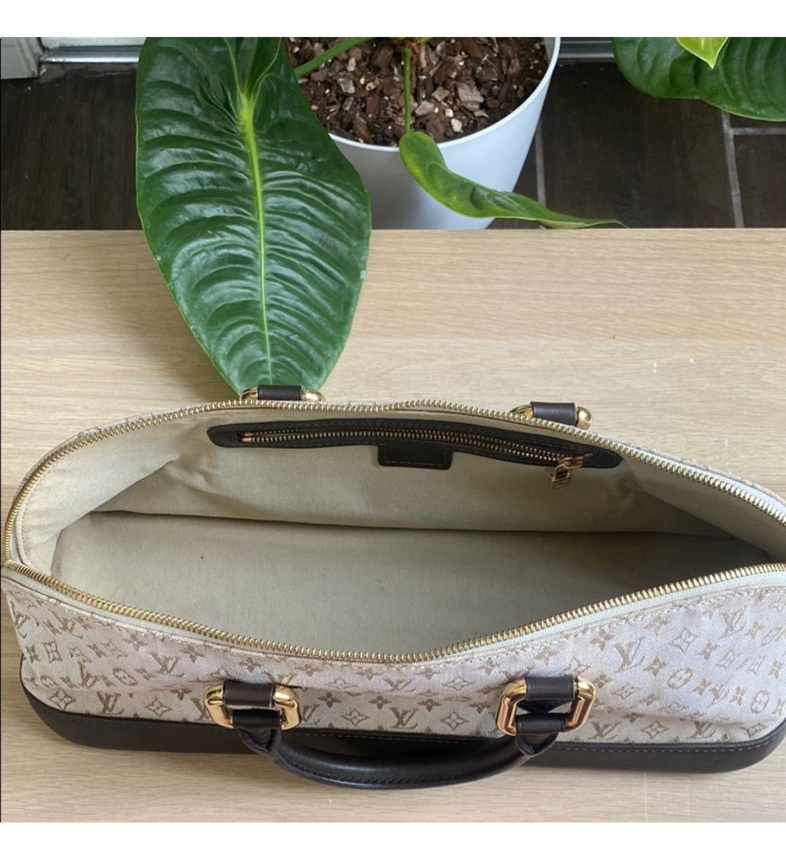 Louis Vuitton Louis Vuitton Long Alma Size ONE SIZE - 7 Thumbnail