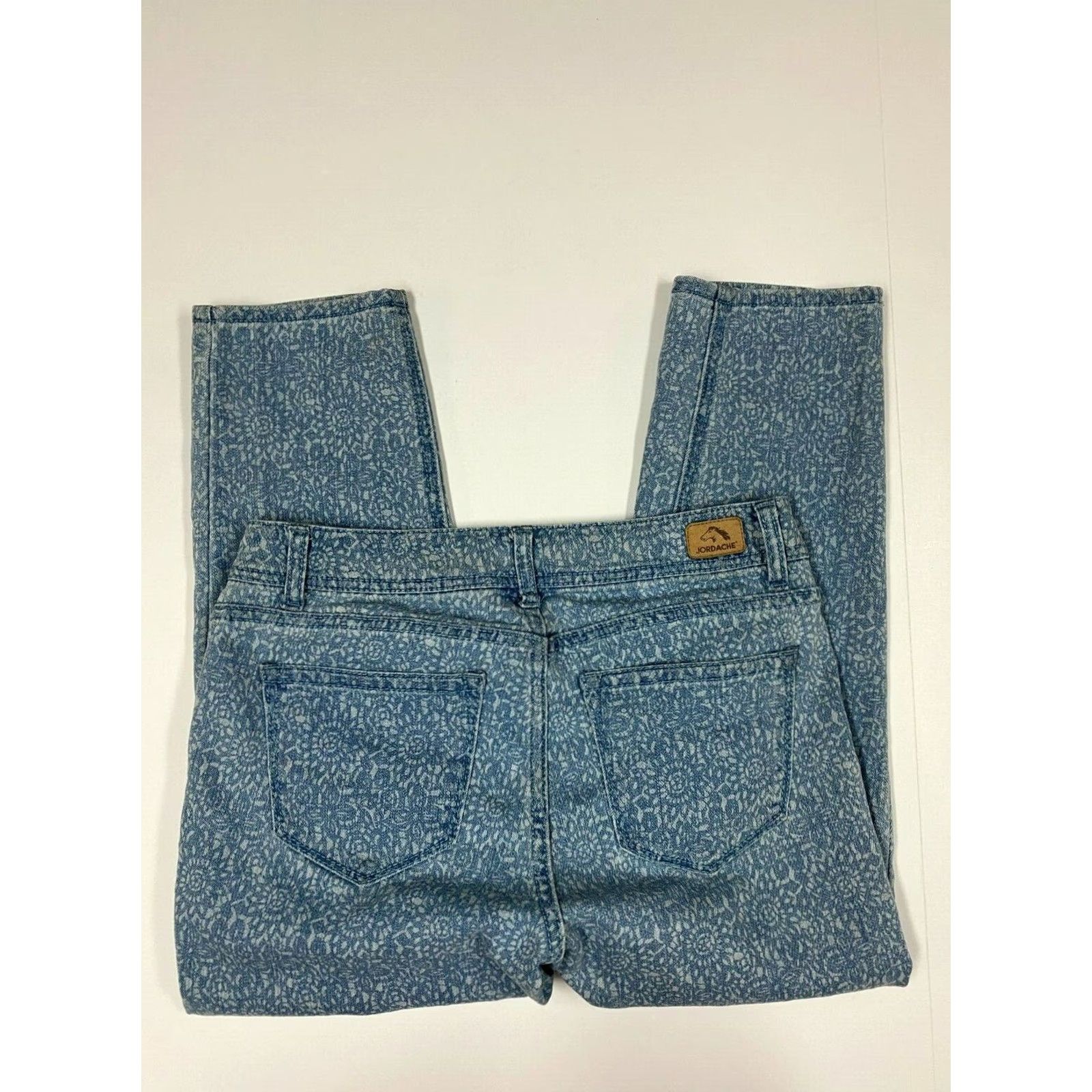 Jordache Jordache Jeans Womens 4 Blue Cropped Straight 22in Inseam Regular Fit Mid Rise Cotton Blend Denim N/A Size 27" / US 4 / IT 40 - 7 Thumbnail