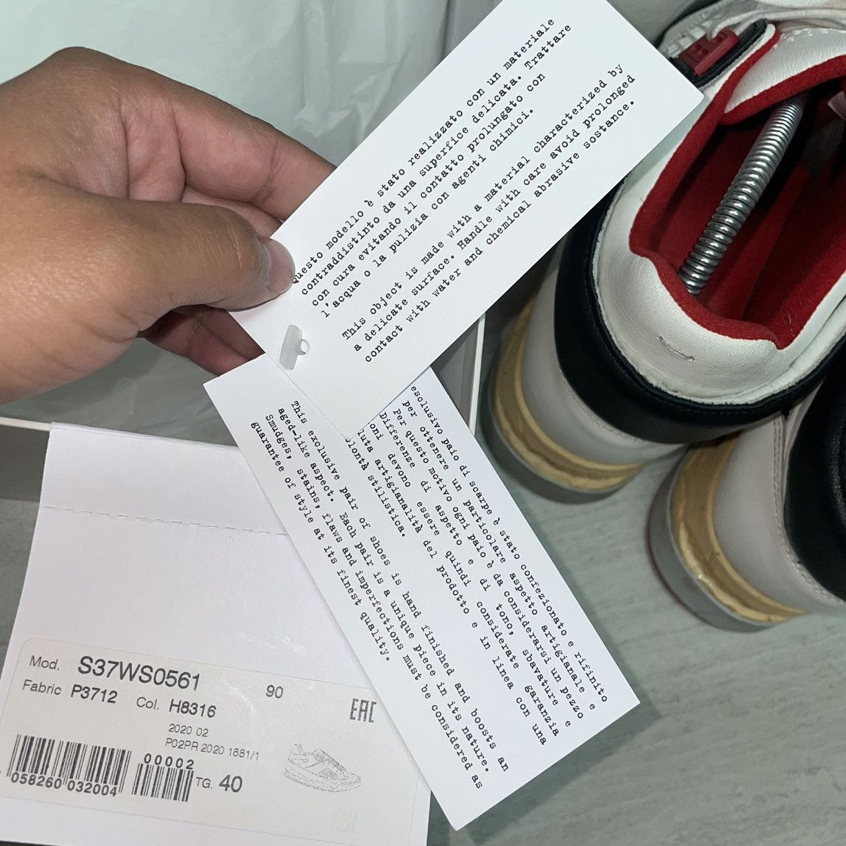 Maison Margiela Margiela Distressed Basketball Sneaker size 40 Size US 7 / EU 40 - 15 Thumbnail